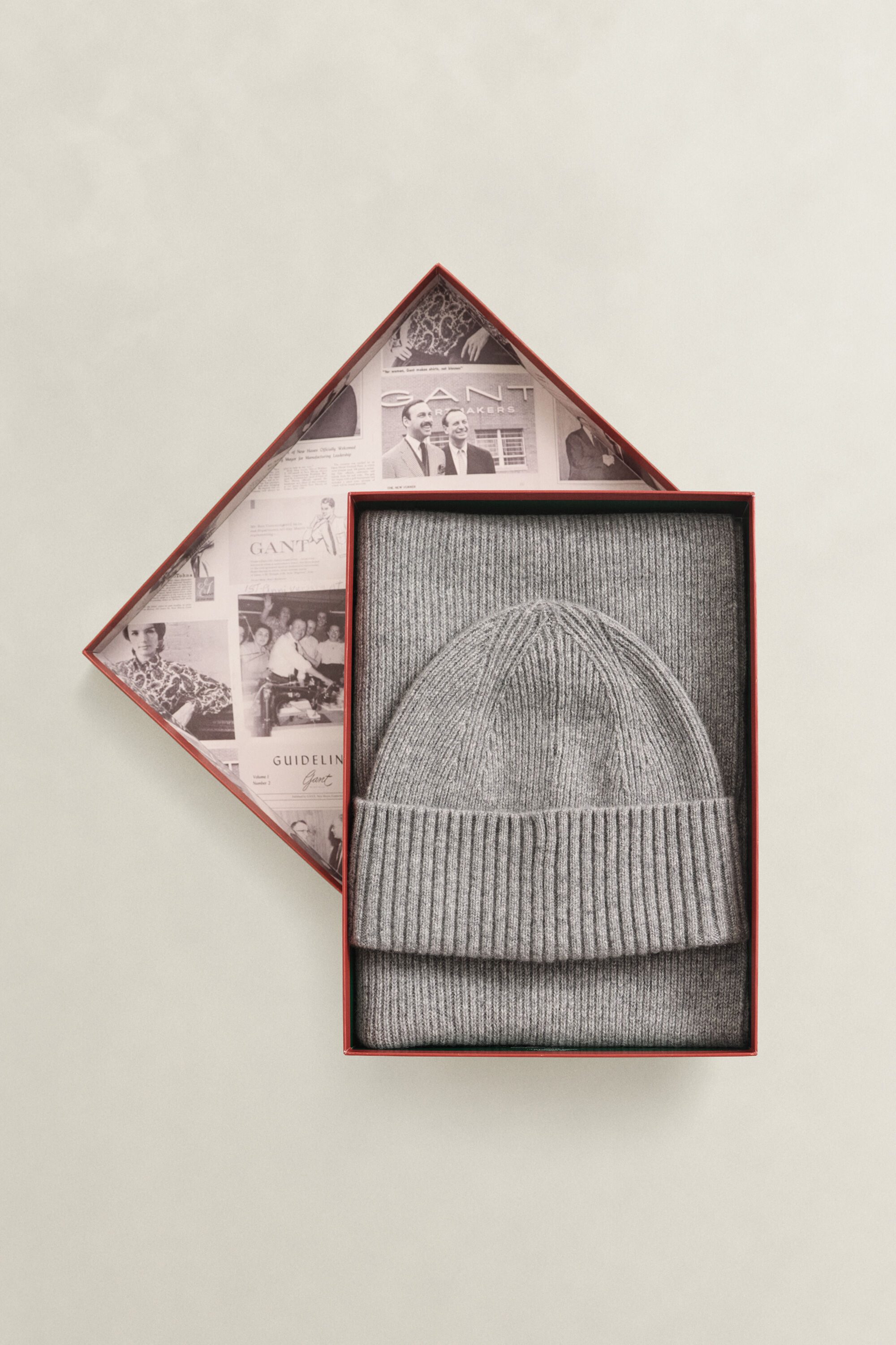 Coffret cadeau écharpe et bonnet en cachemire