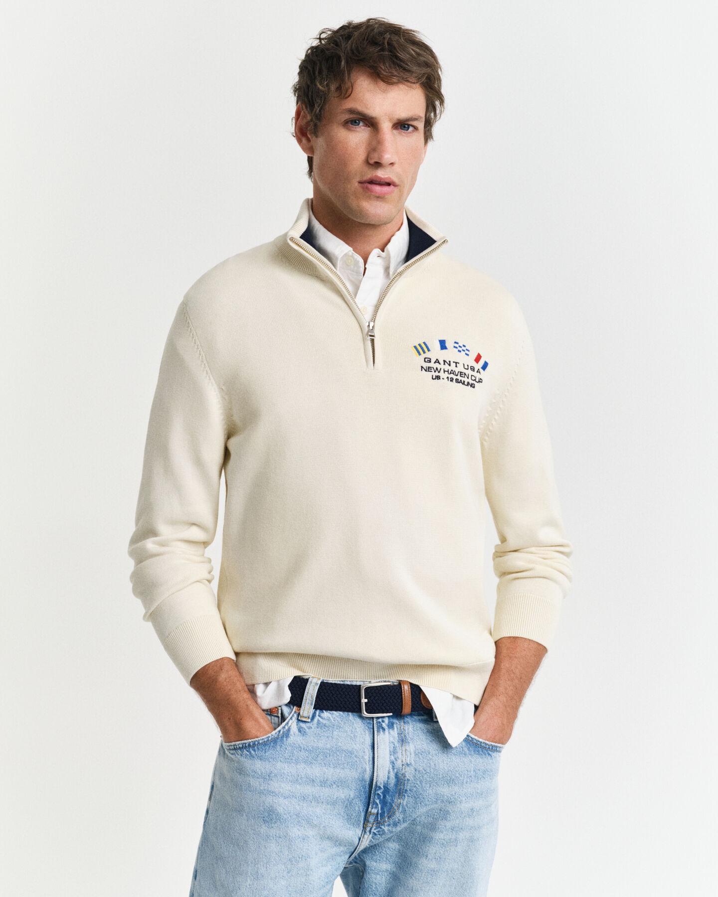 Pull &agrave; demi-zip avec drapeaux maritimes