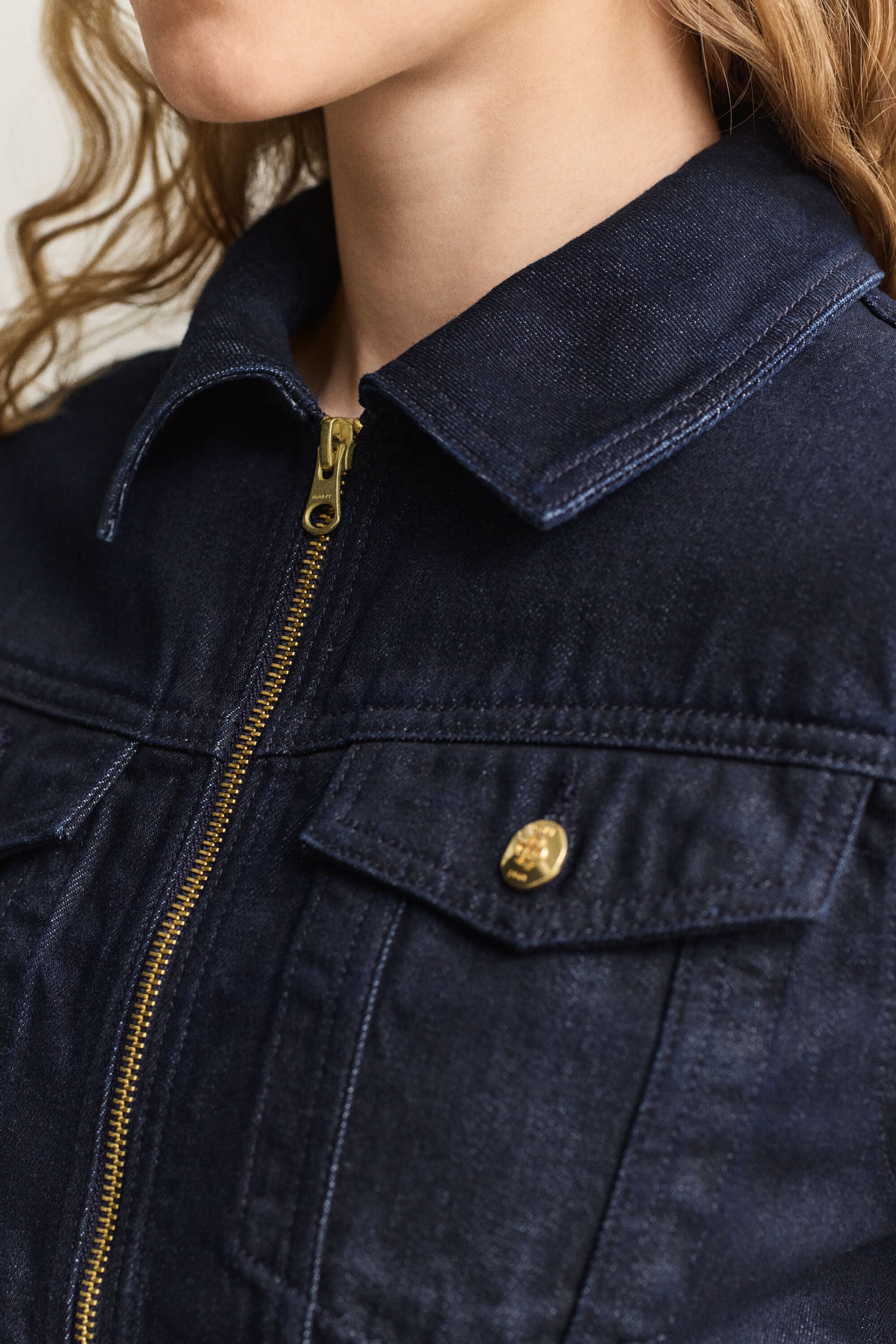 Veste en denim ajustée