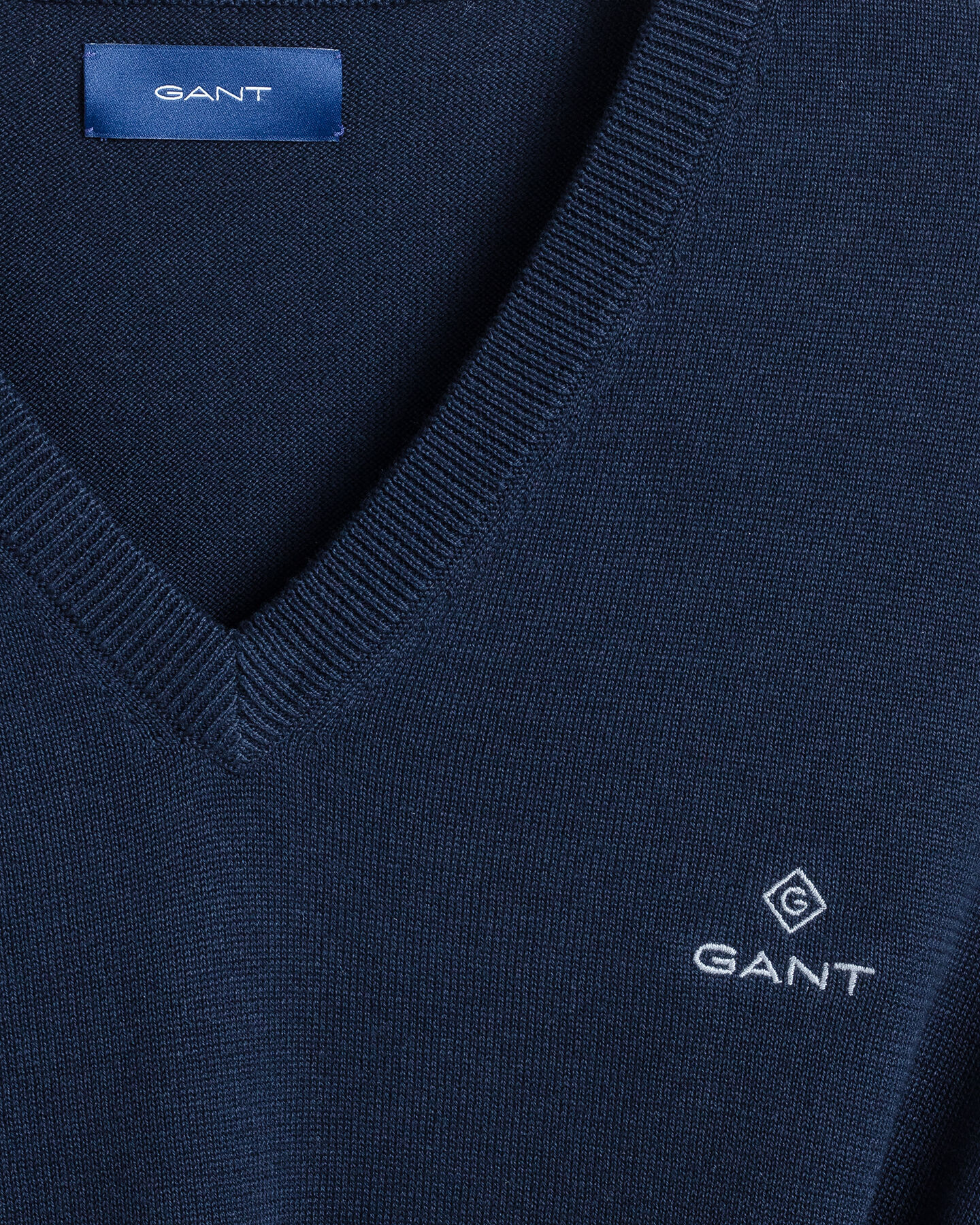 Pull col V en coton Classic