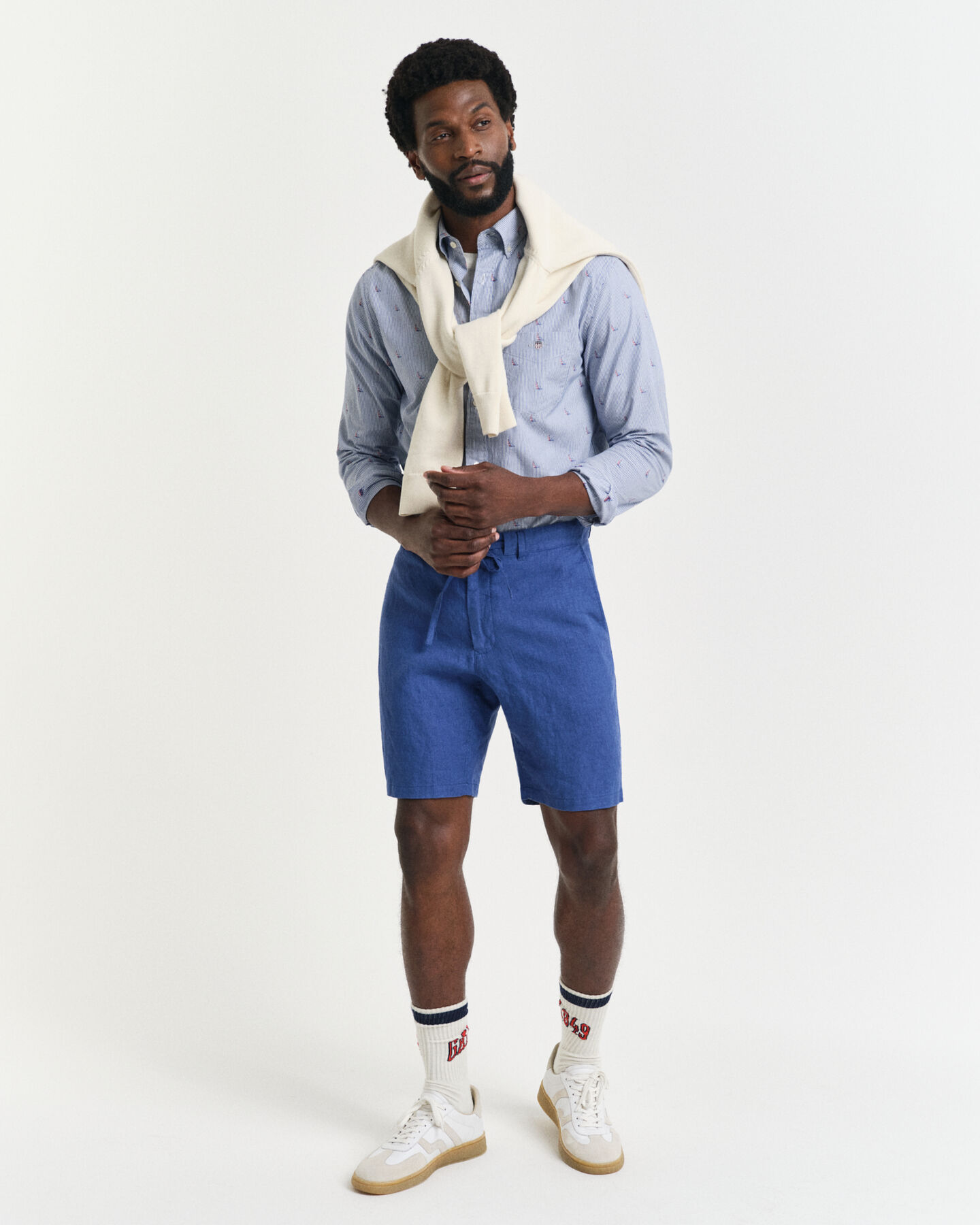 Short coupe décontractée en lin avec cordon de serrage