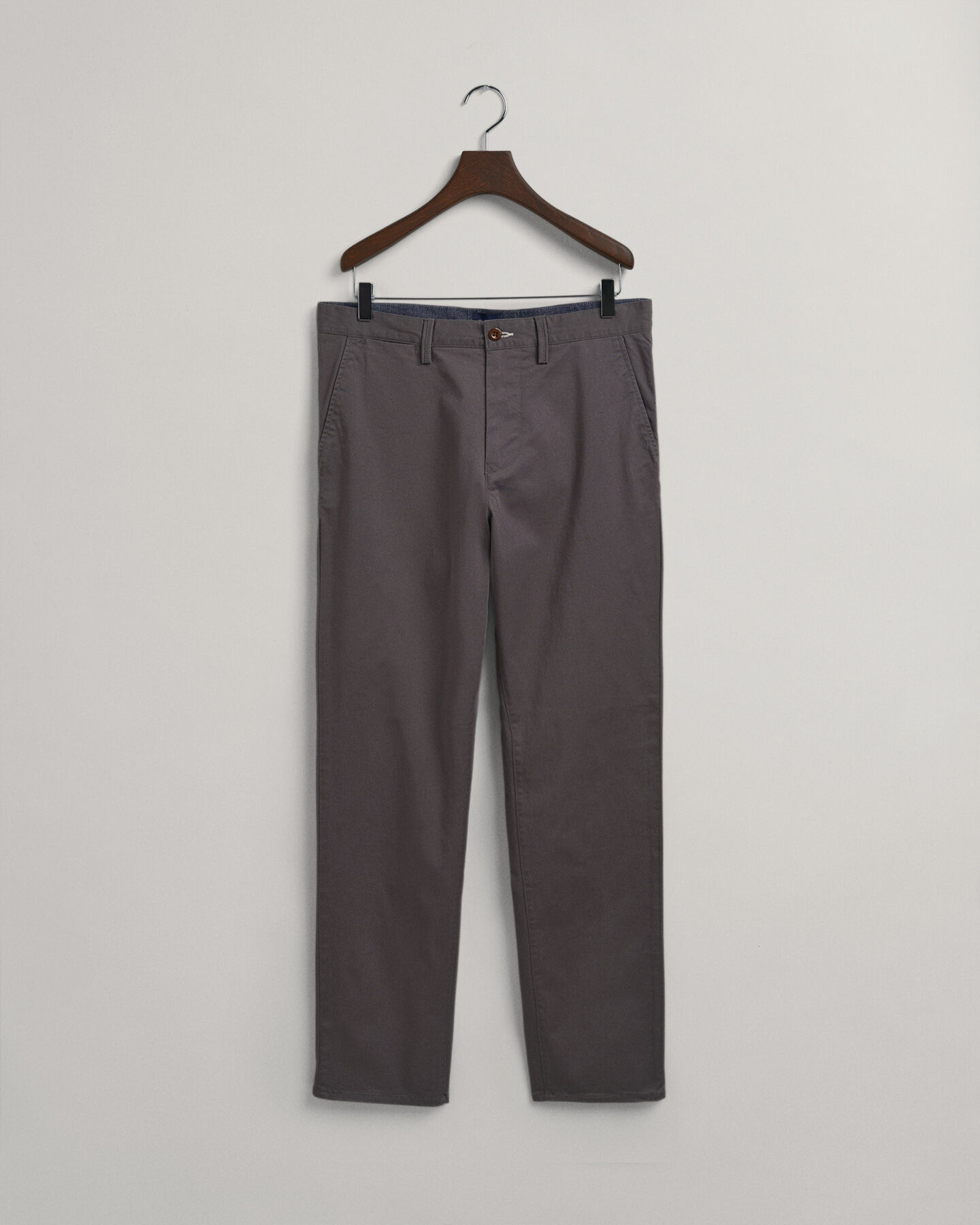 Pantalon chino regular fit en sergé Allister