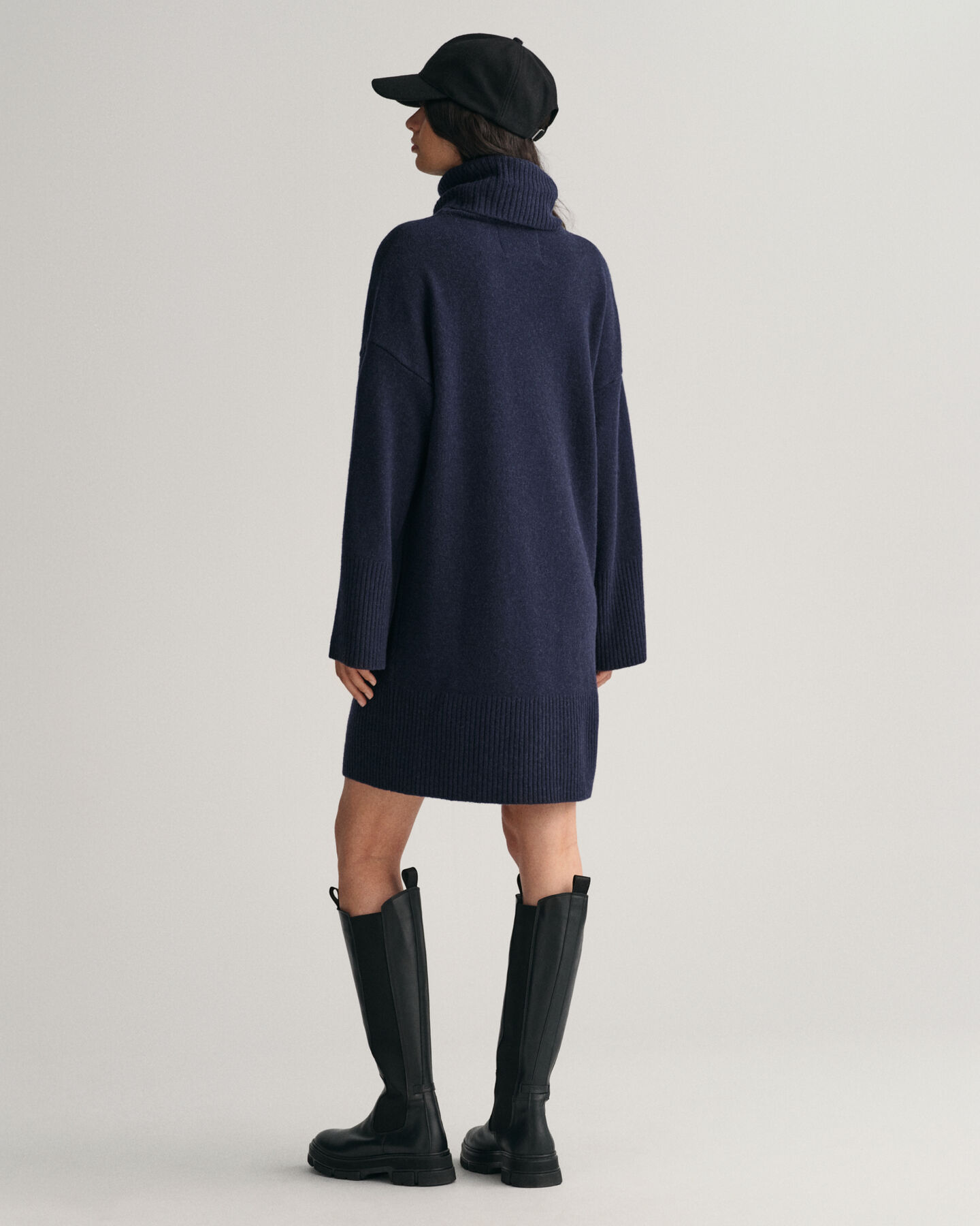 Robe col roul&eacute; Lounge