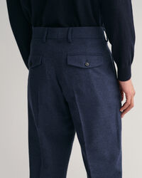 Pantalon ajust&eacute; &agrave; chevrons