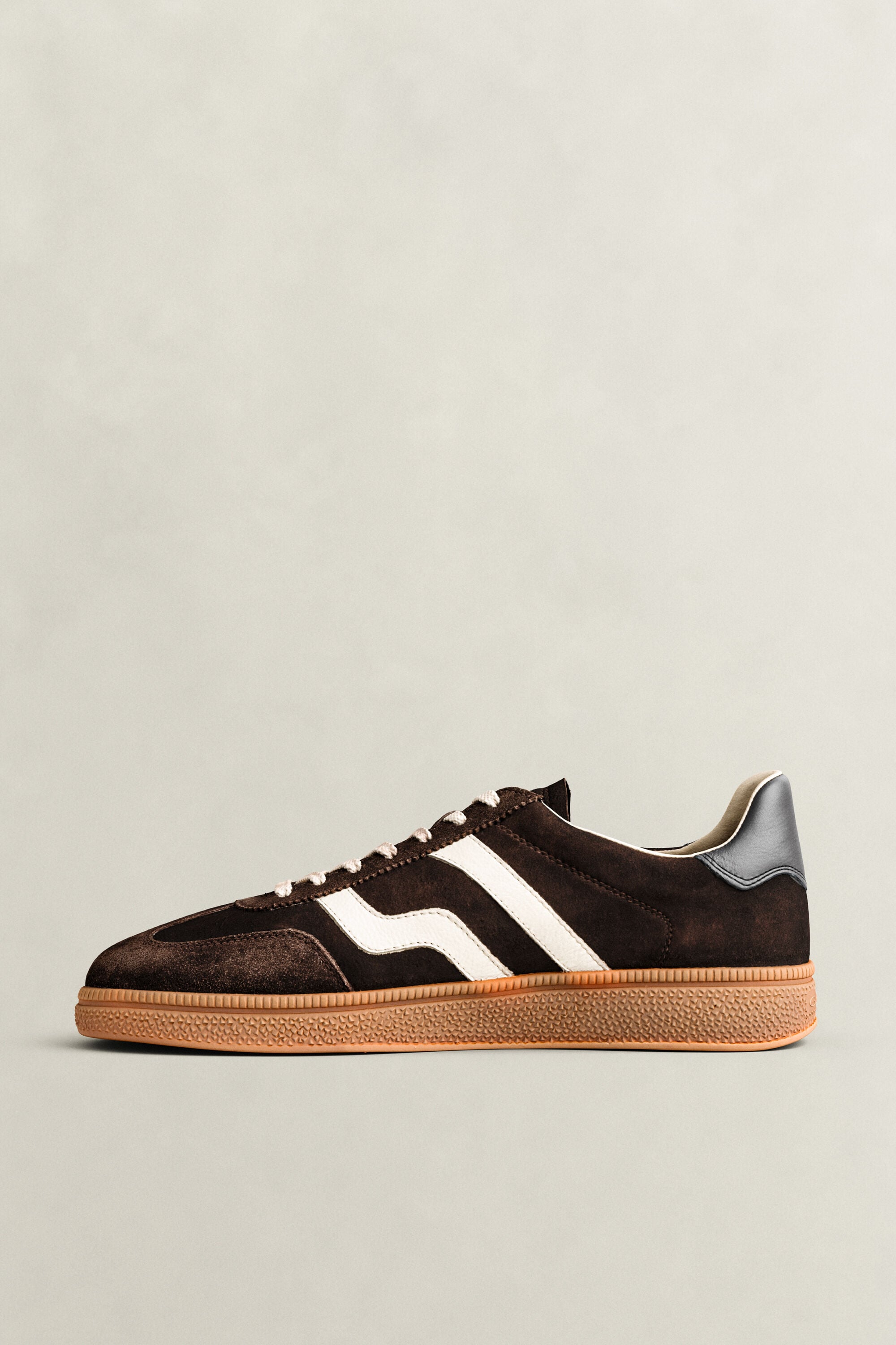 Baskets en daim Cuzmo