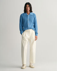Pantalon chino relaxed fit pliss&eacute;