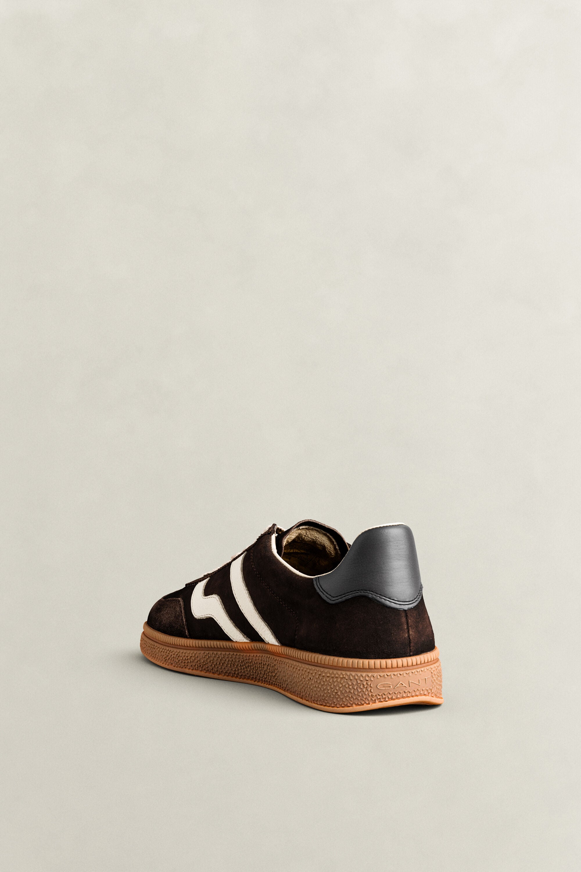 Baskets en daim Cuzmo