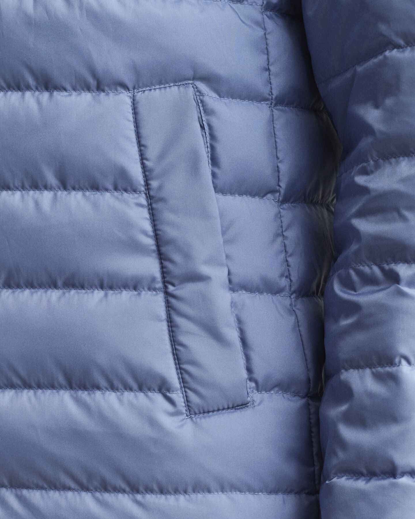 Doudoune légère en duvet