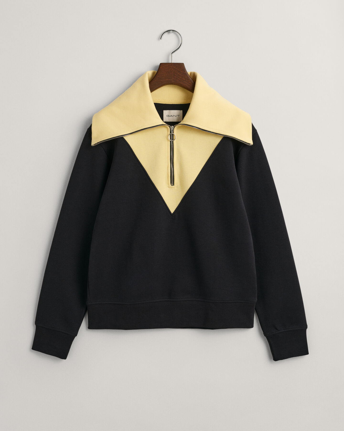 Sweat-shirt &agrave; demi-zip en colour-block