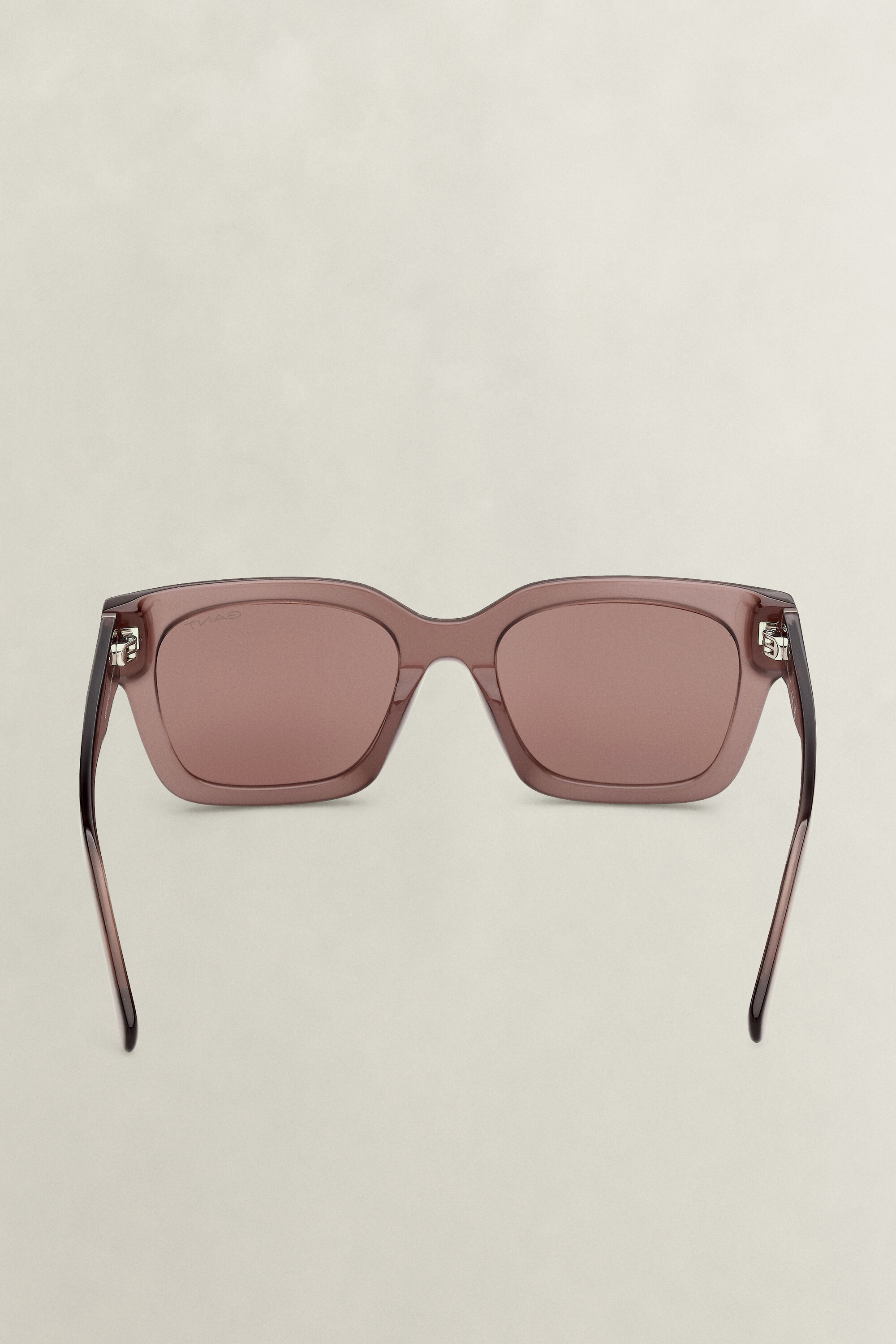 Lunettes de soleil géométriques