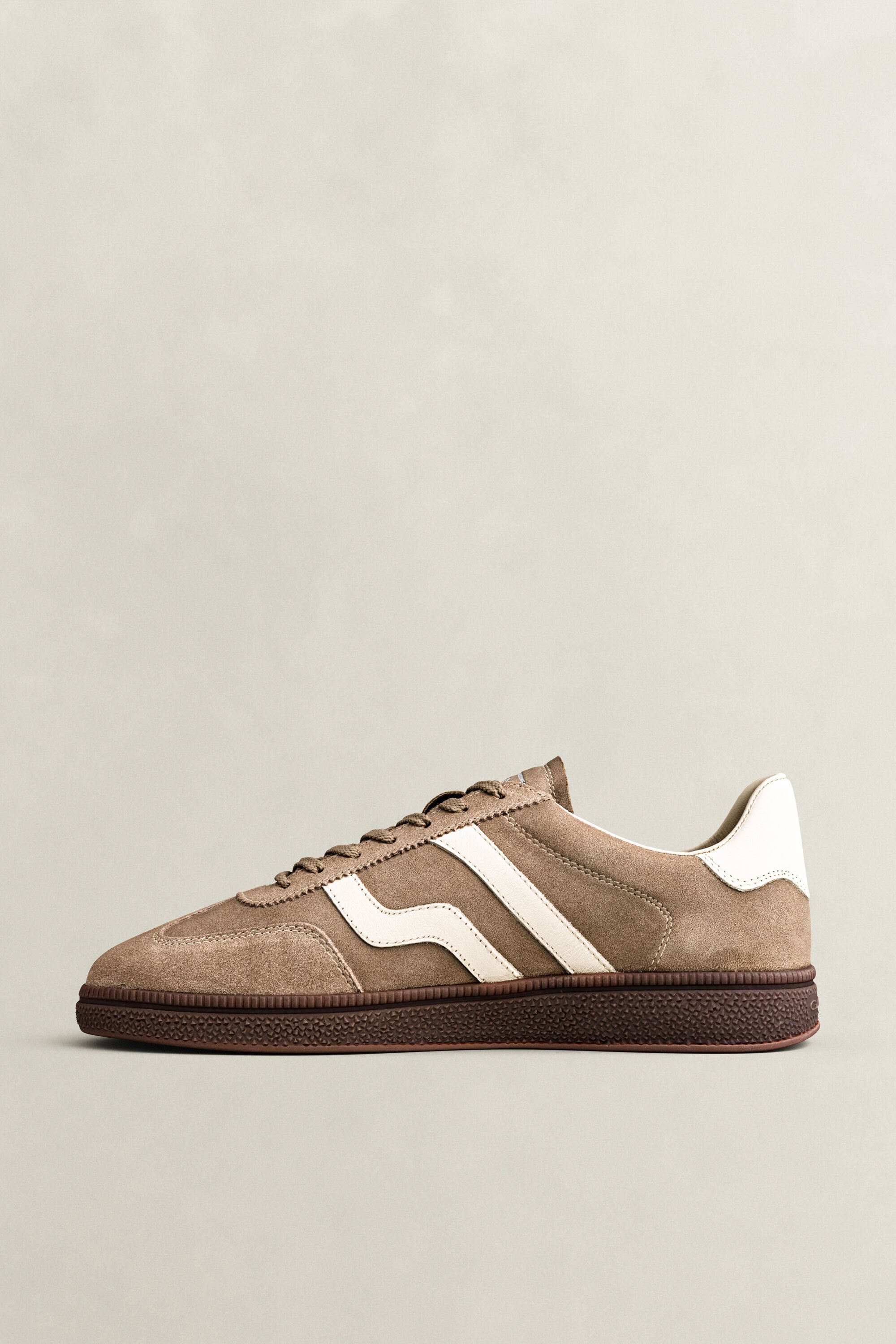 Baskets en daim Cuzmo