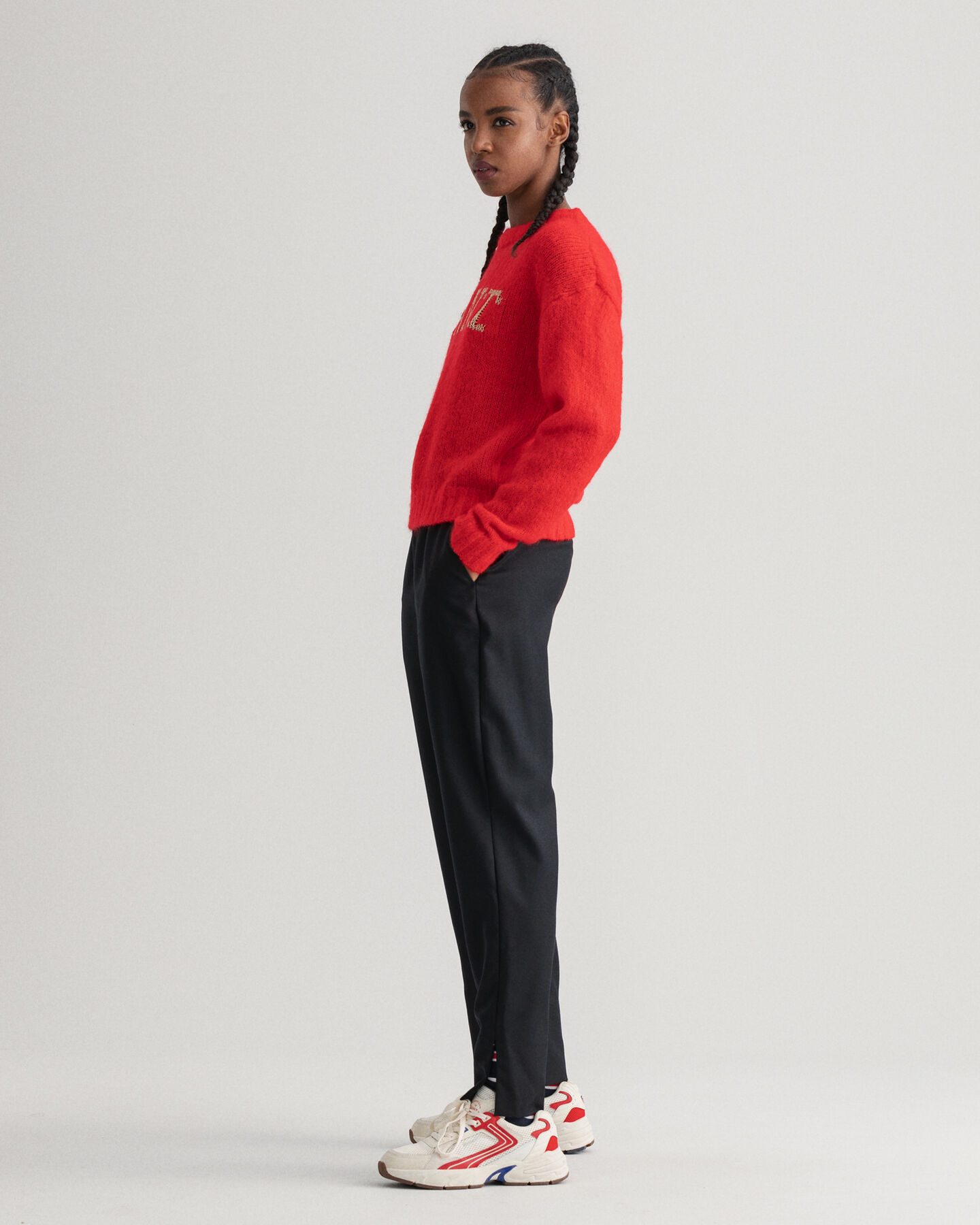 Pull ras du cou en mohair Logo