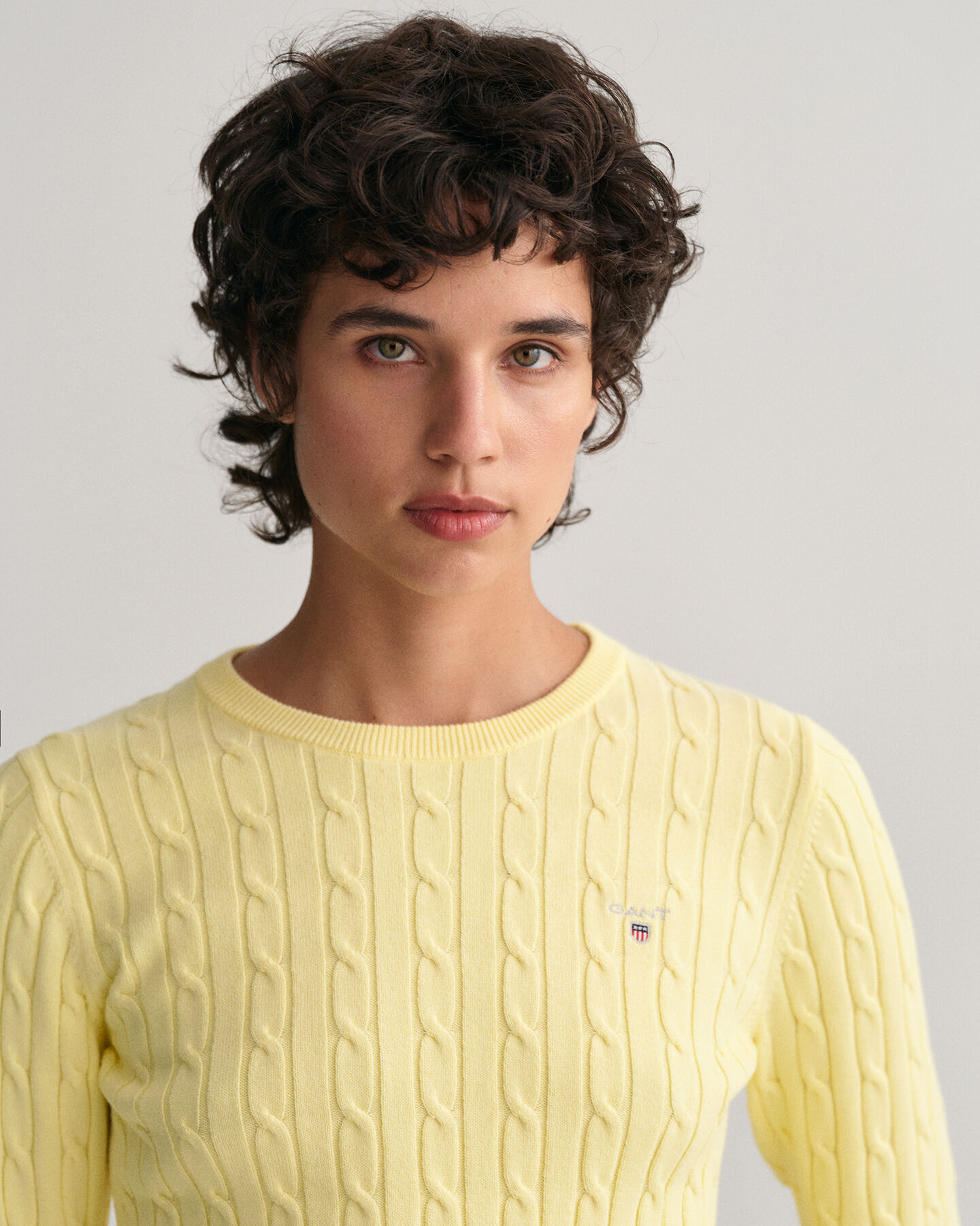 Pull ras du cou en maille de coton stretch &agrave; torsades