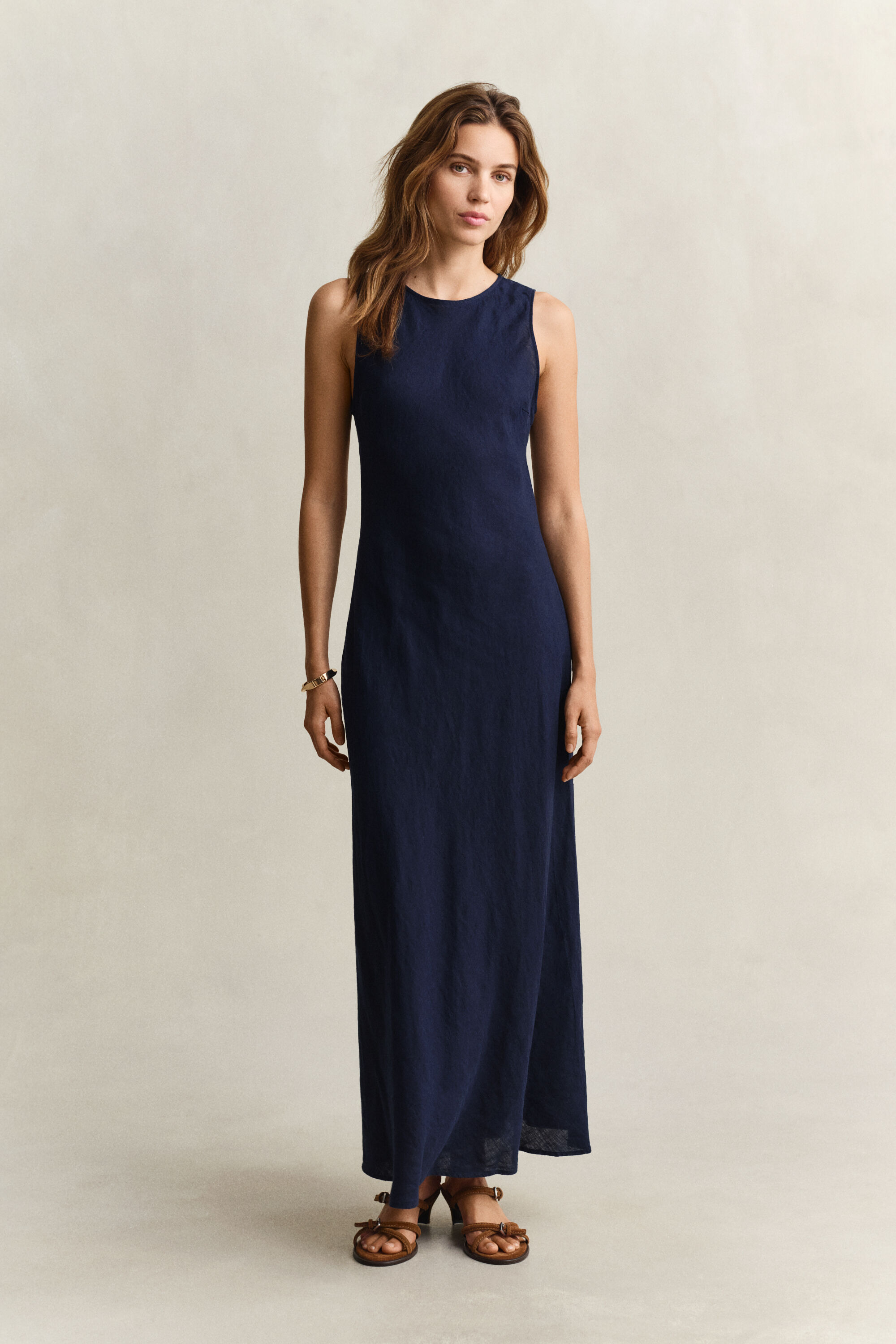 Robe midi coupée dans le biais en lin