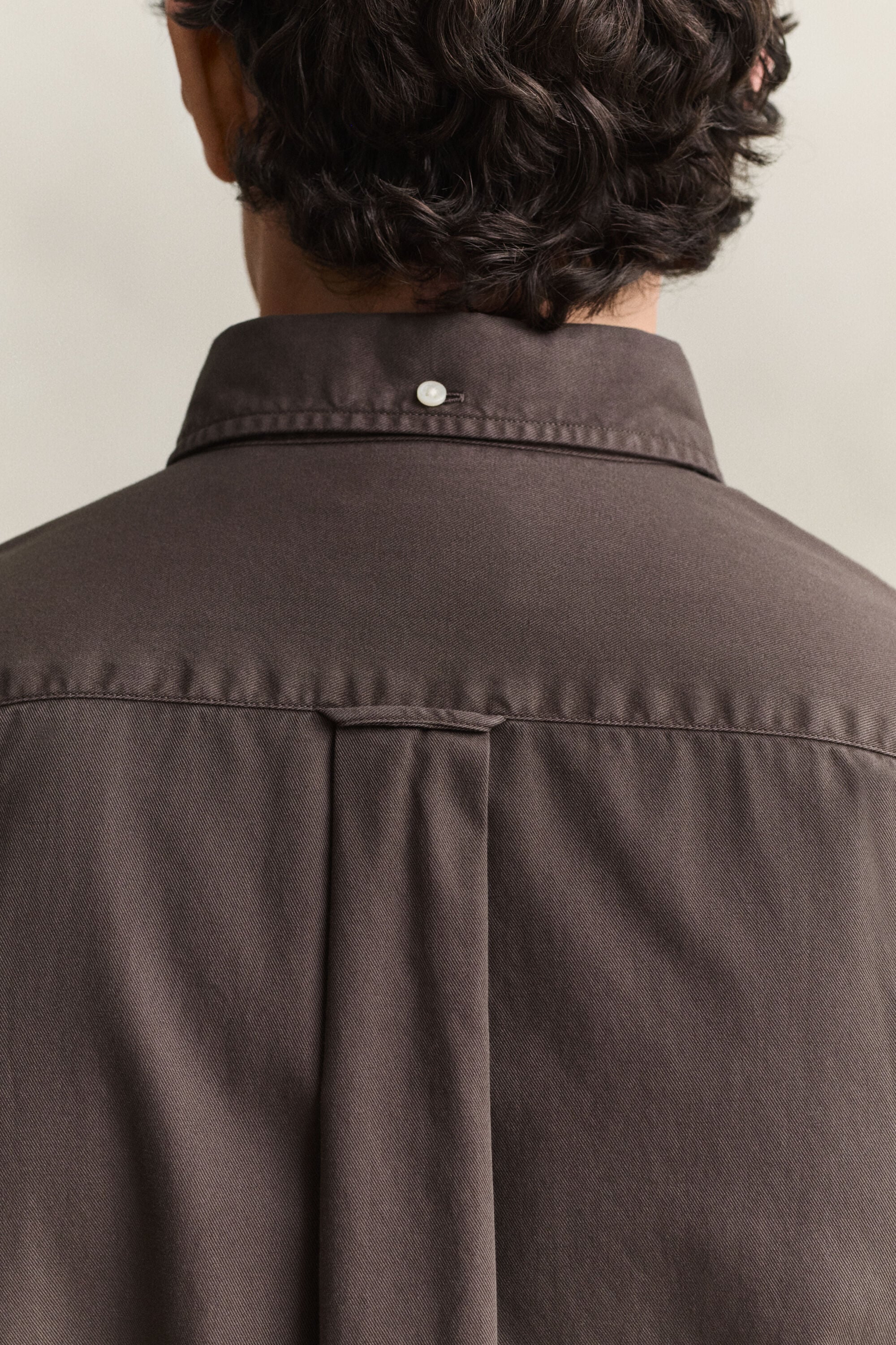 Chemise coupe regular en sergé
