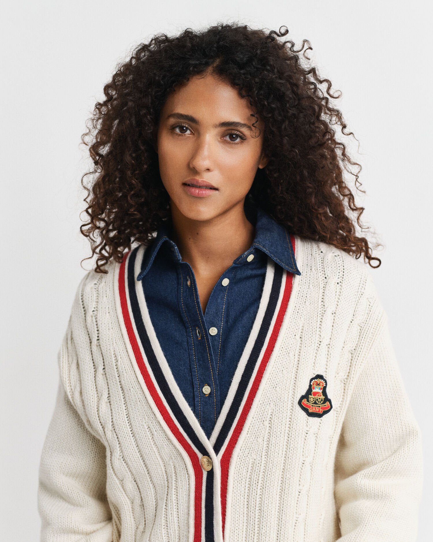 Cardigan col V en maille torsadée Gant Varsity