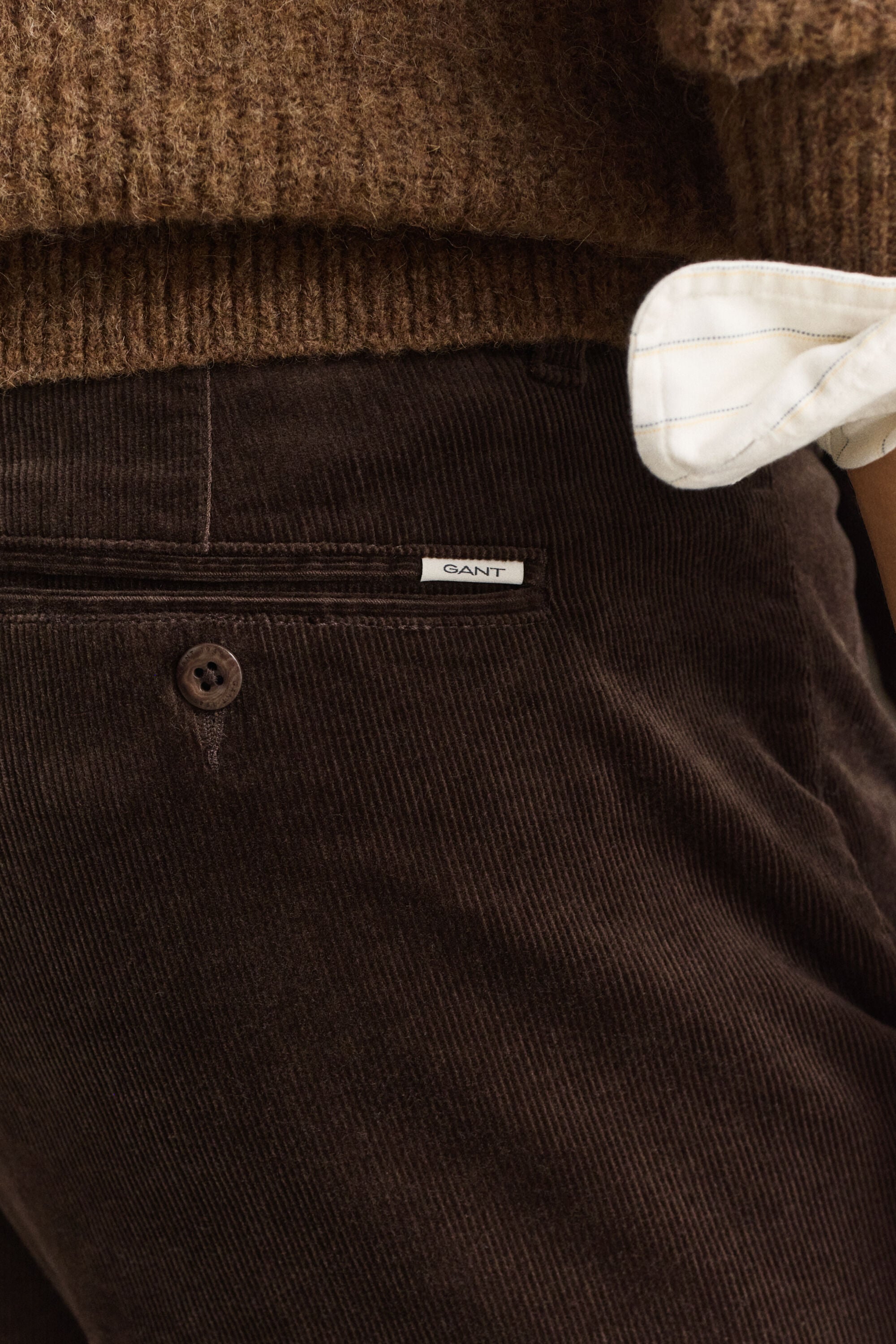 Pantalon Regular en velours côtelé
