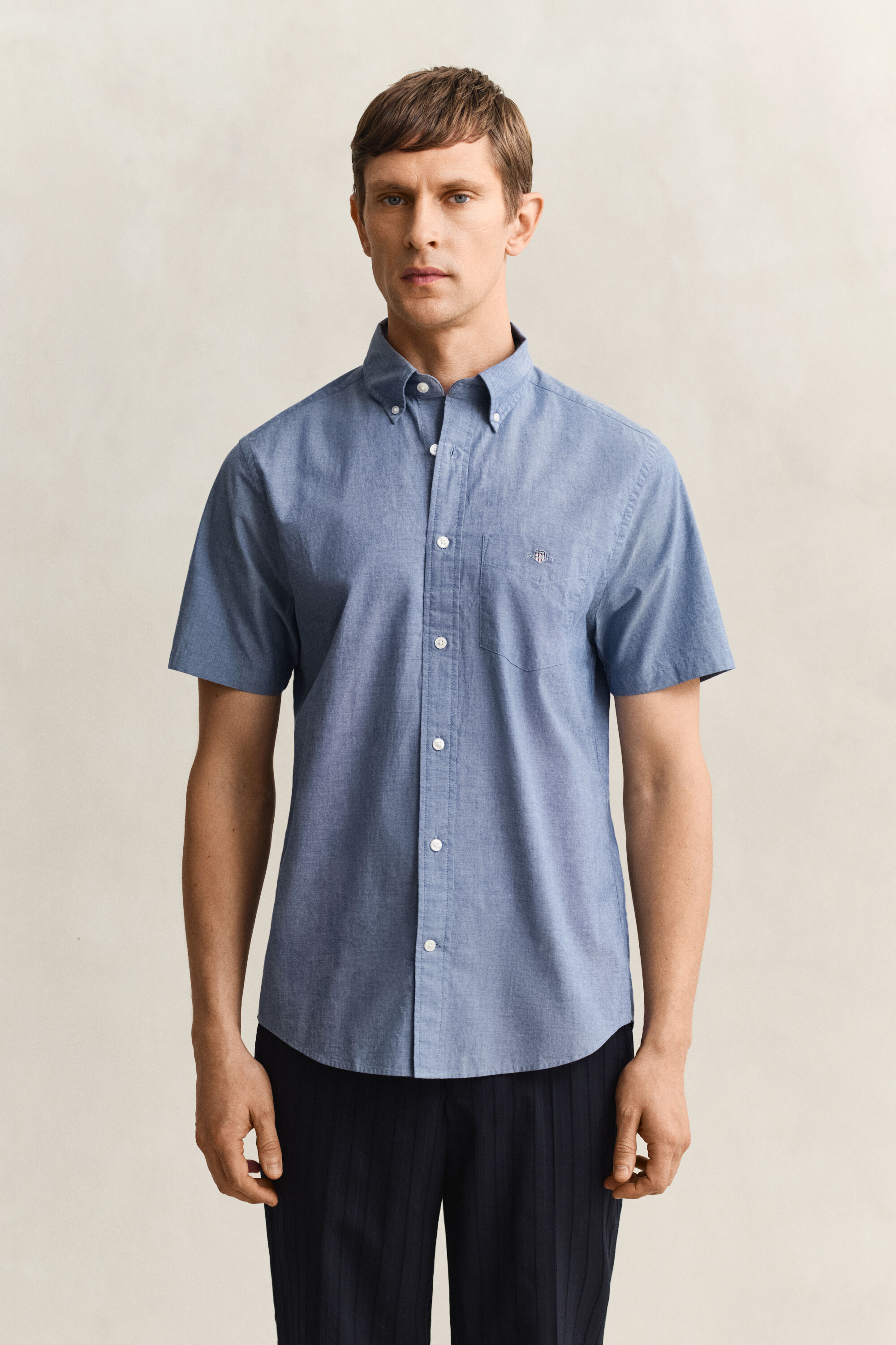Chemise à manches courtes en popeline classique