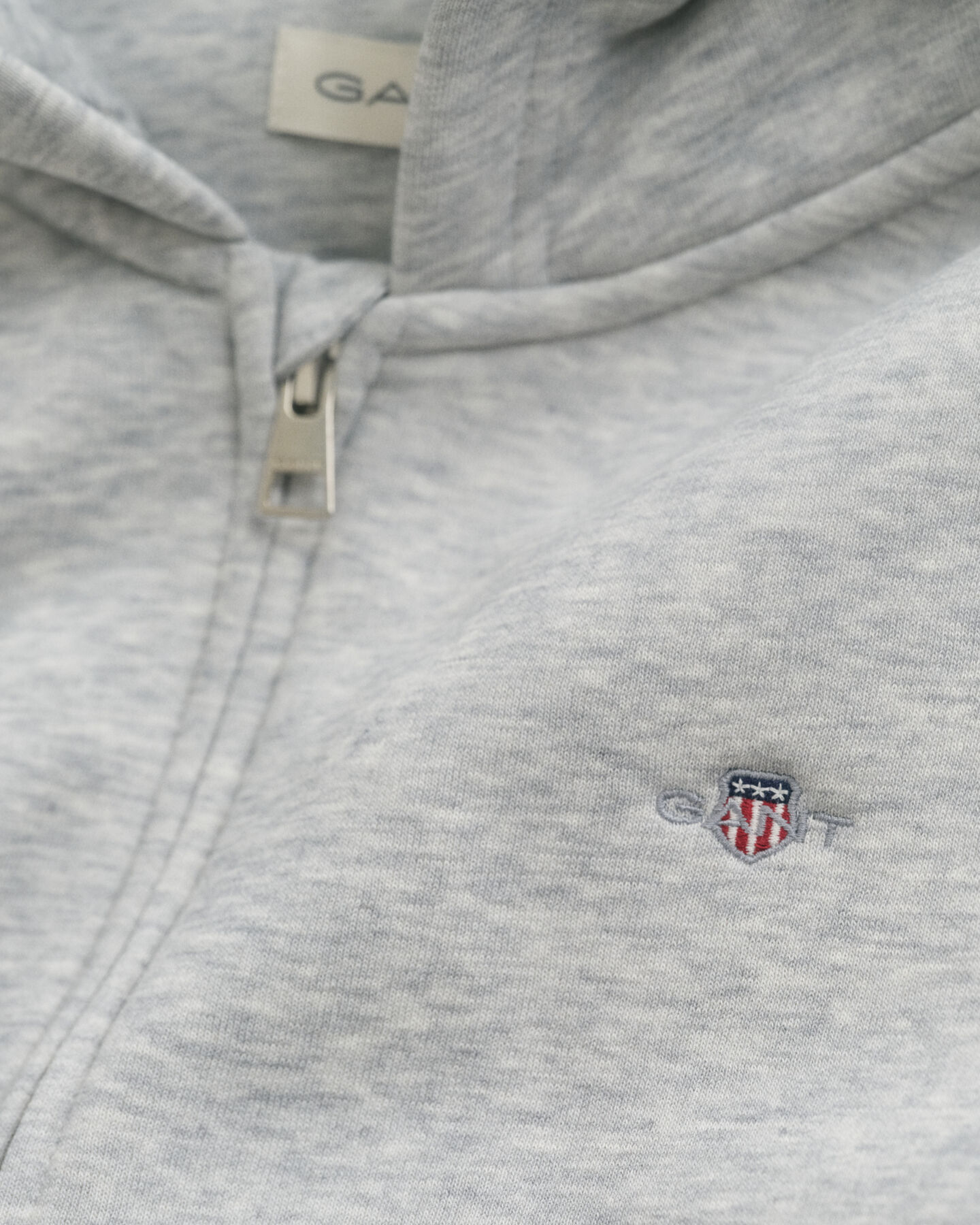 Sweat à capuche zippé Shield Ado