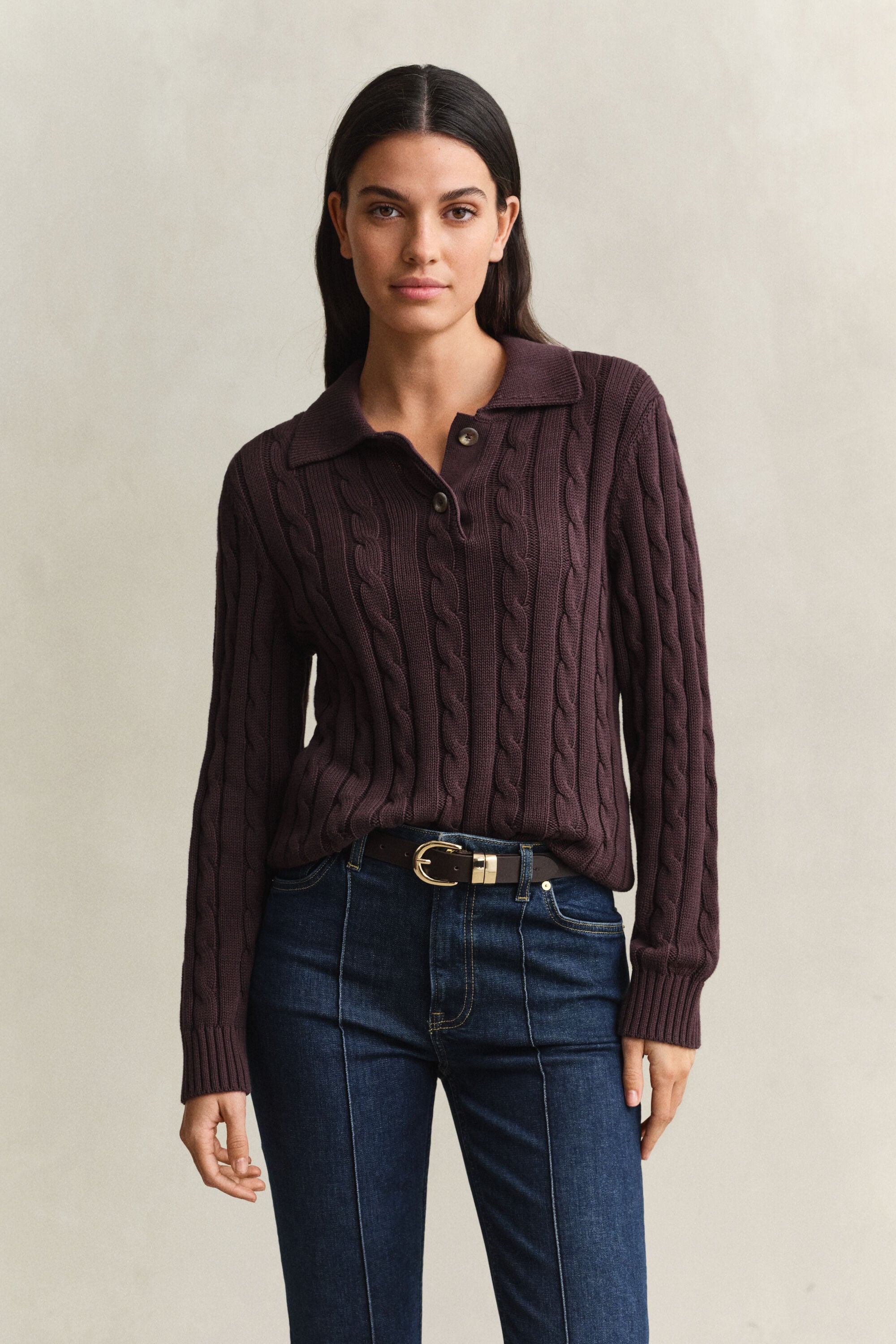 Pull en maille de coton à torsades