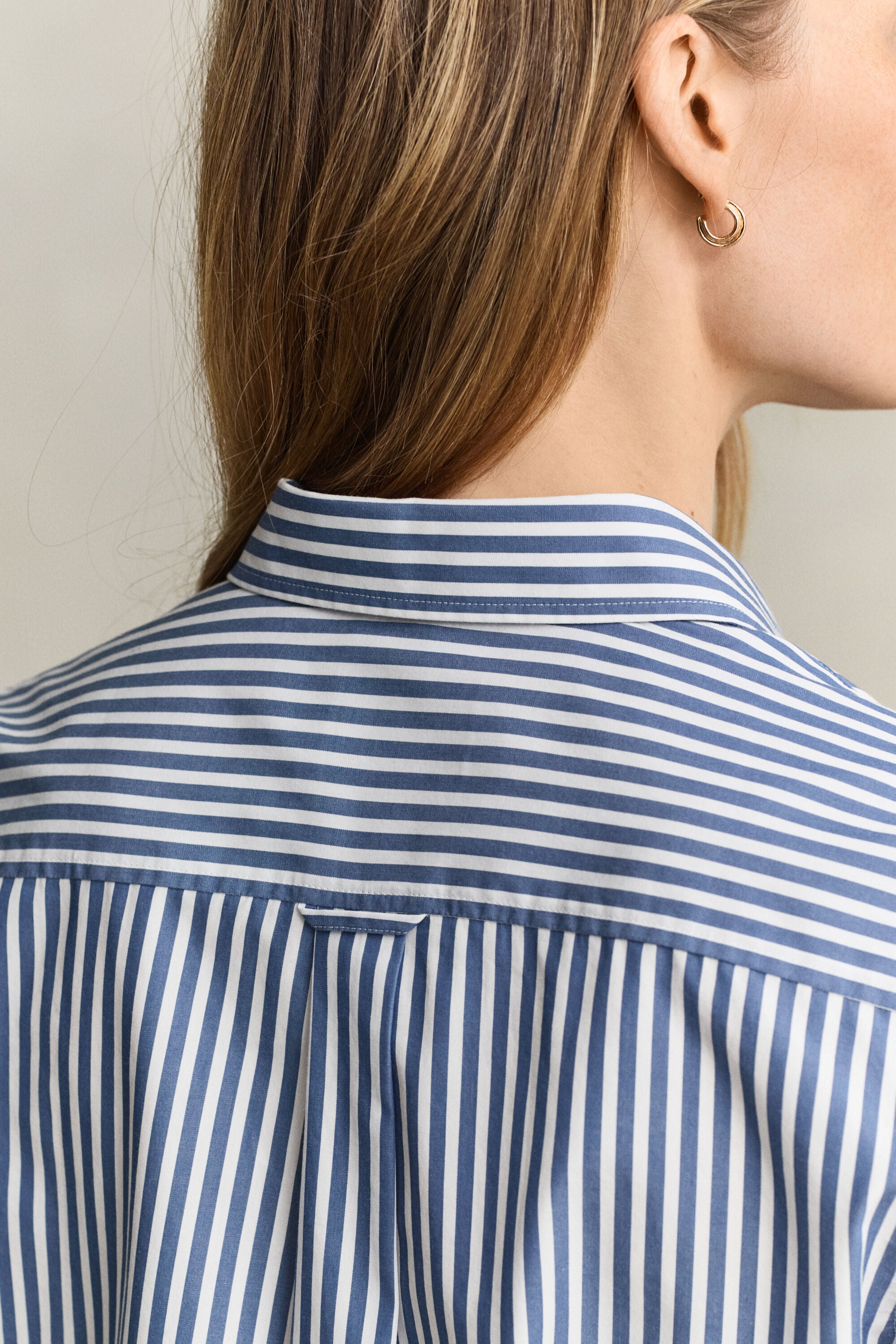 Chemise regular en popeline à rayures classique