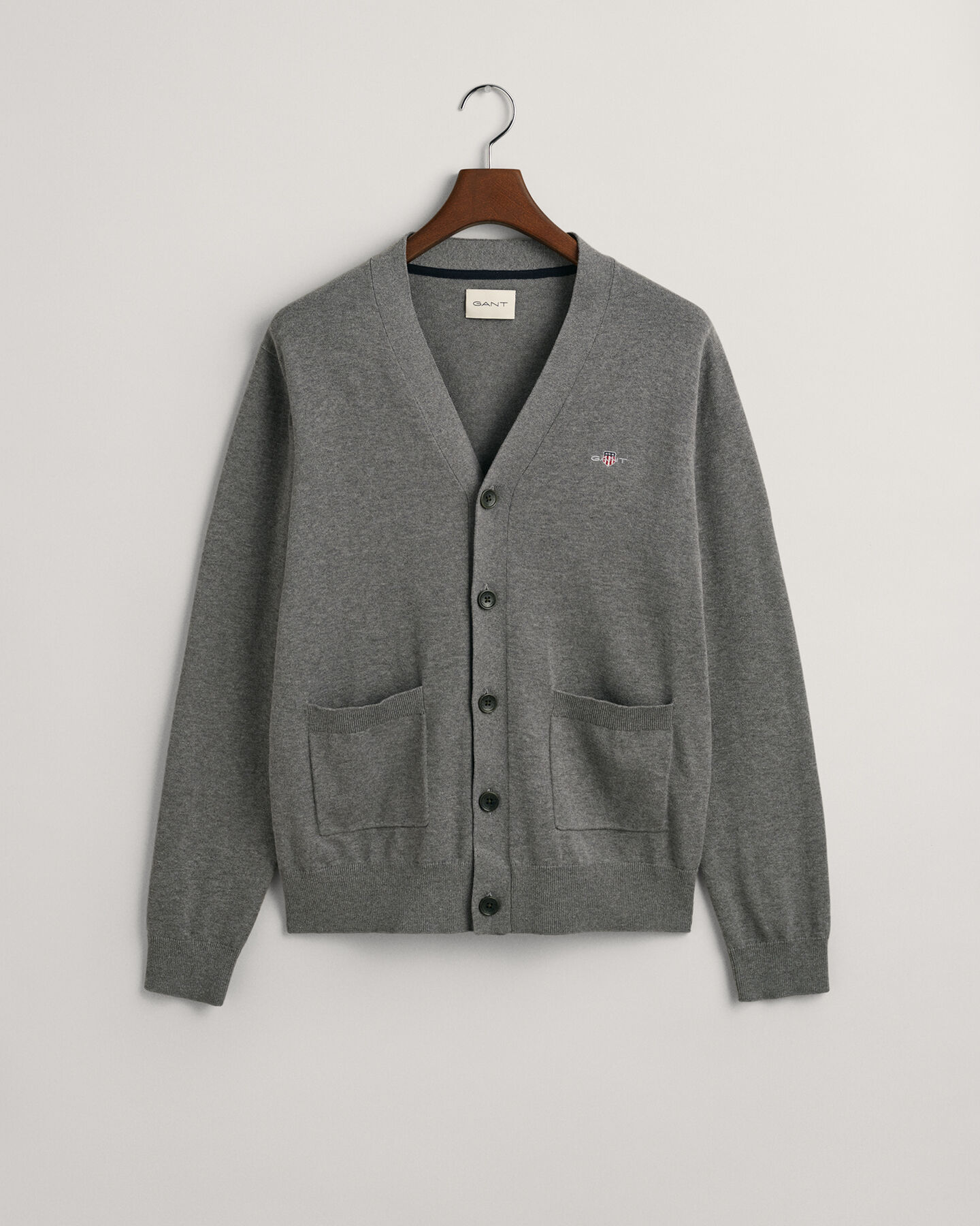 Cardigan col V en coton classique