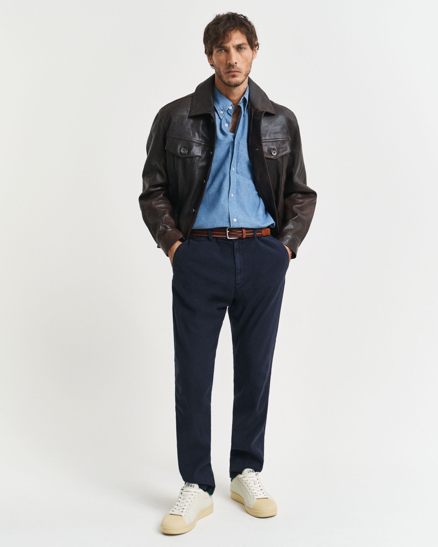 Pantalon chino coupe slim en coton et lin