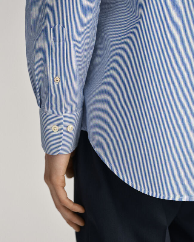 Chemise regular fit en popeline de coton &agrave; rayures banquier