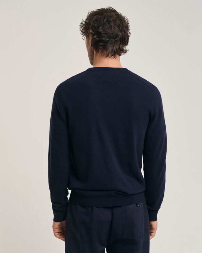 Pull col V en laine d'agneau extrafine Seasonal Essential