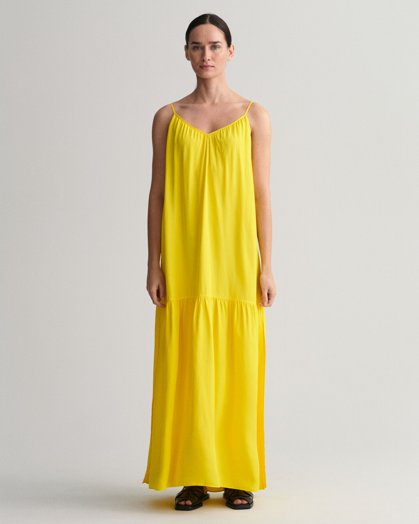 Robe longue &agrave; bretelles