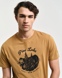 T-shirt avec illustration Outdoor