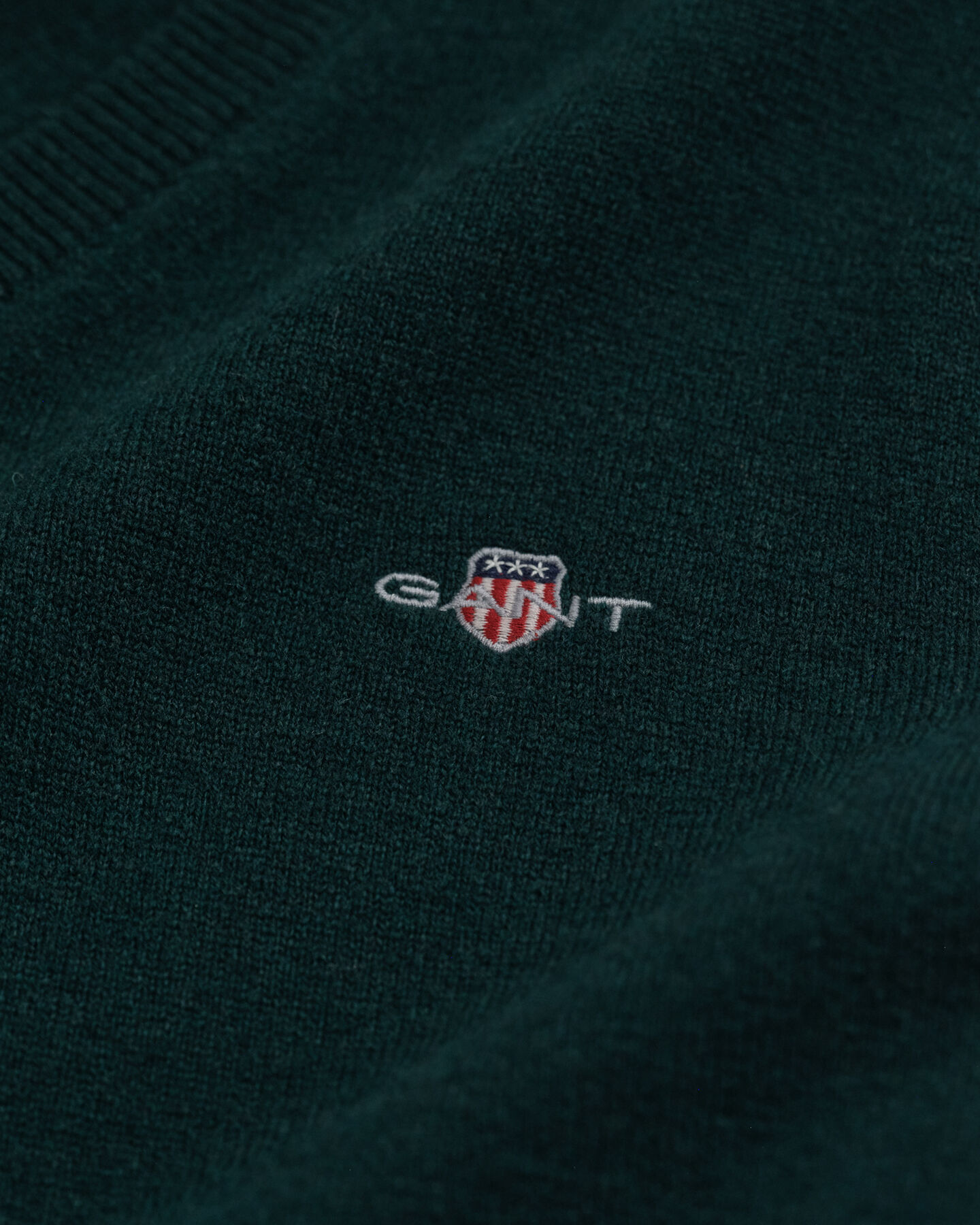 Pull col V en laine d'agneau ultrafine