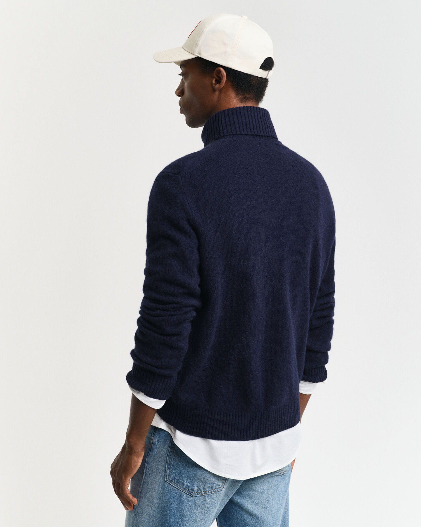 Pull col roulé en laine mélangée