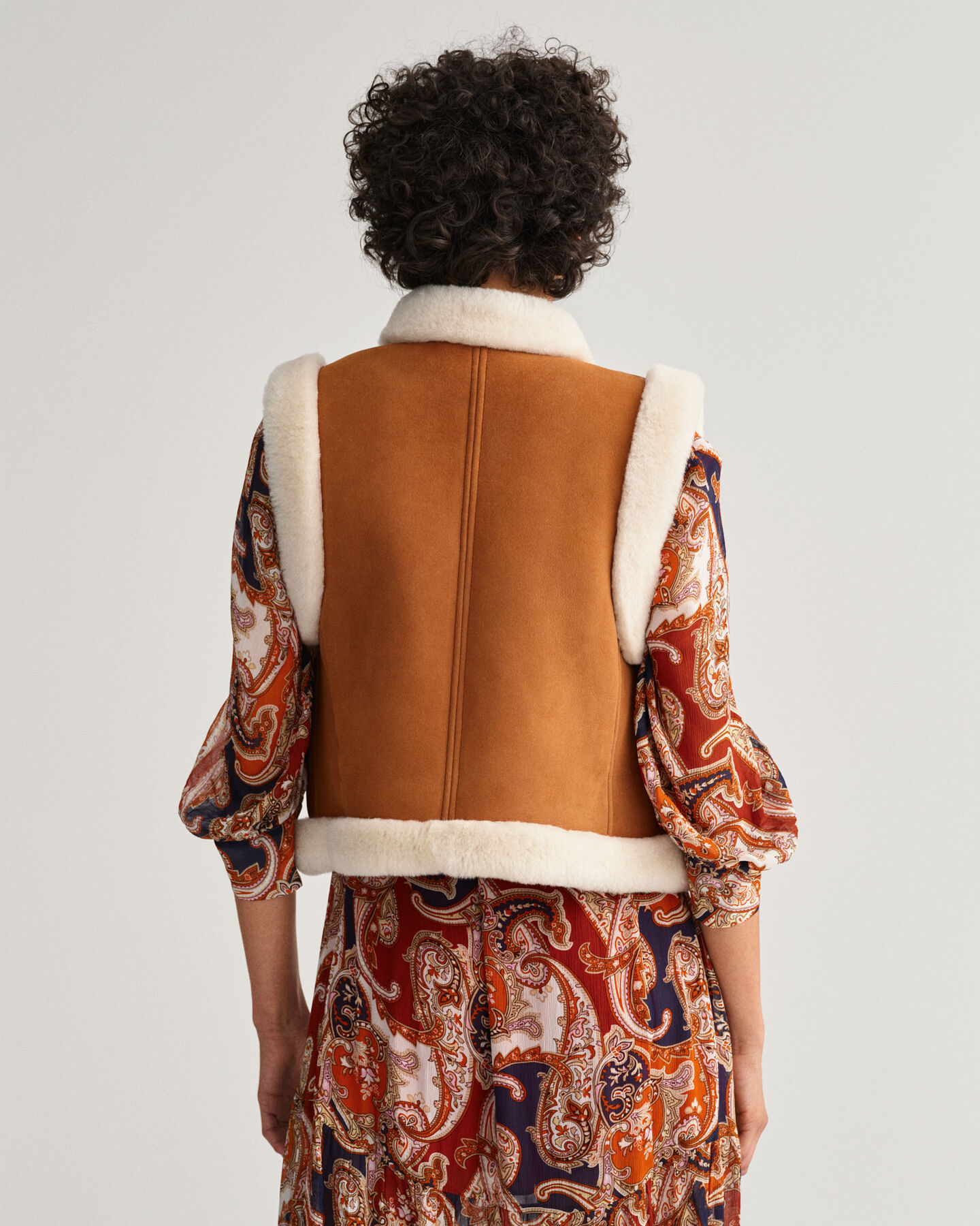 Veste sans manches en peau lainée