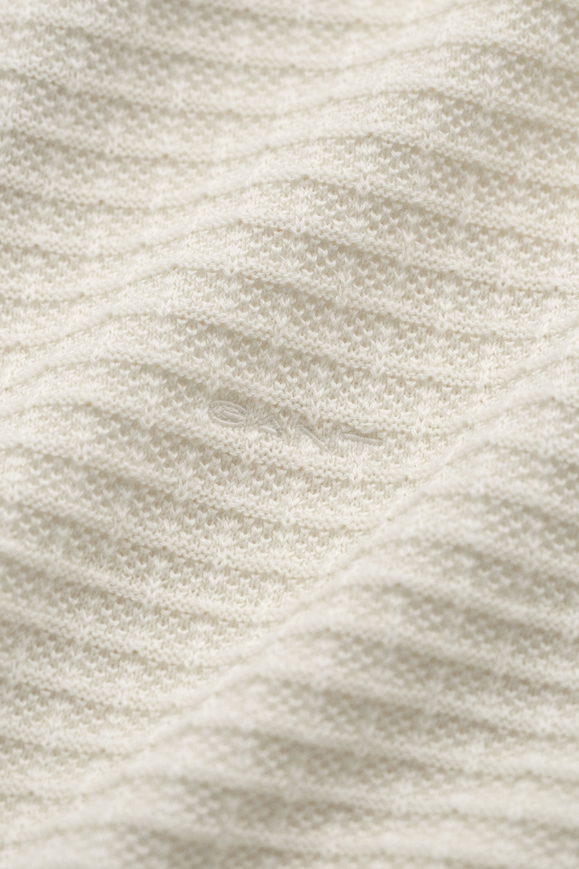 Pull à demi-zip texturé