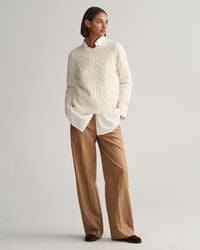 Pull ras du cou en maille torsad&eacute;e en laine d'agneau