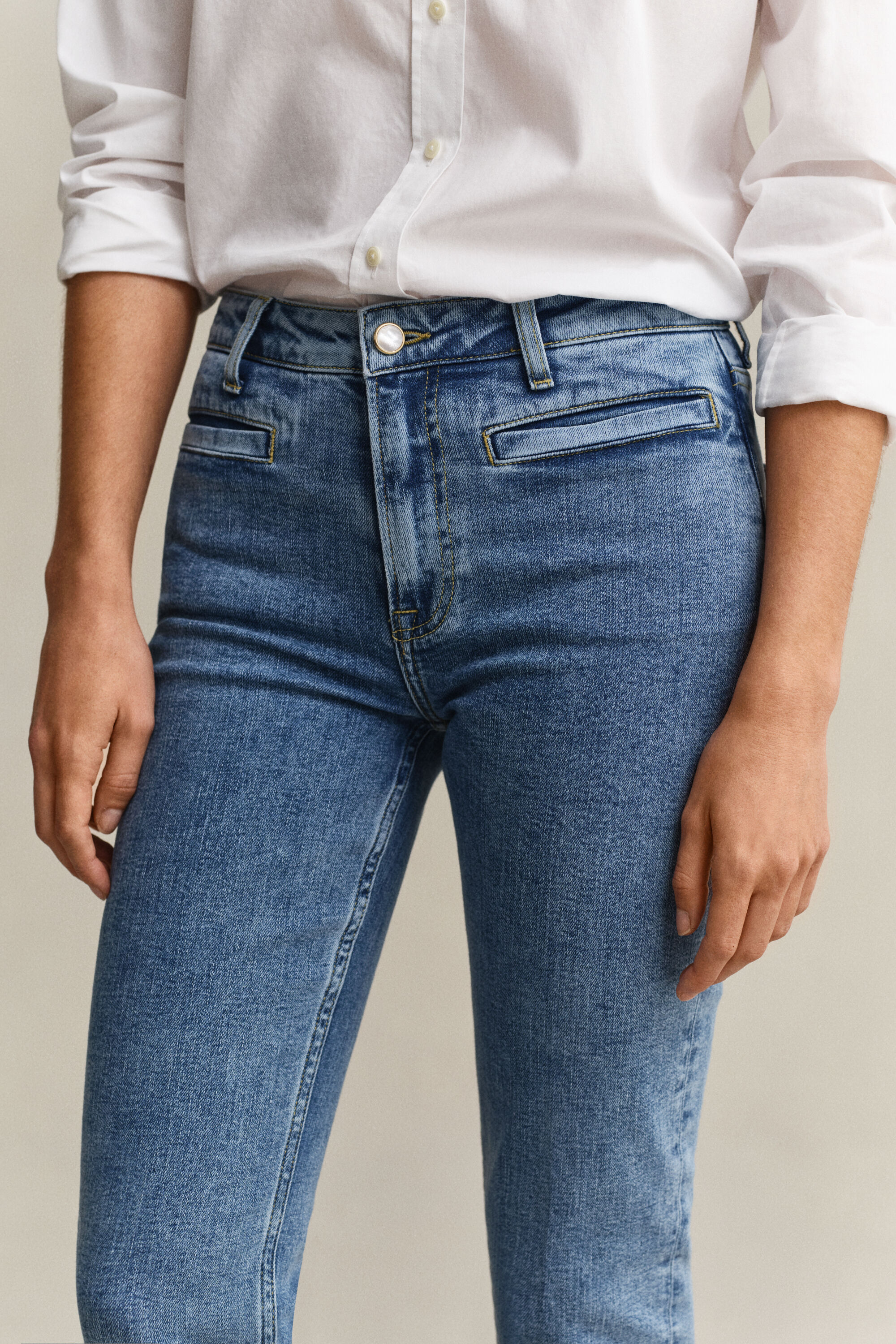 Jean évasé avec monogramme