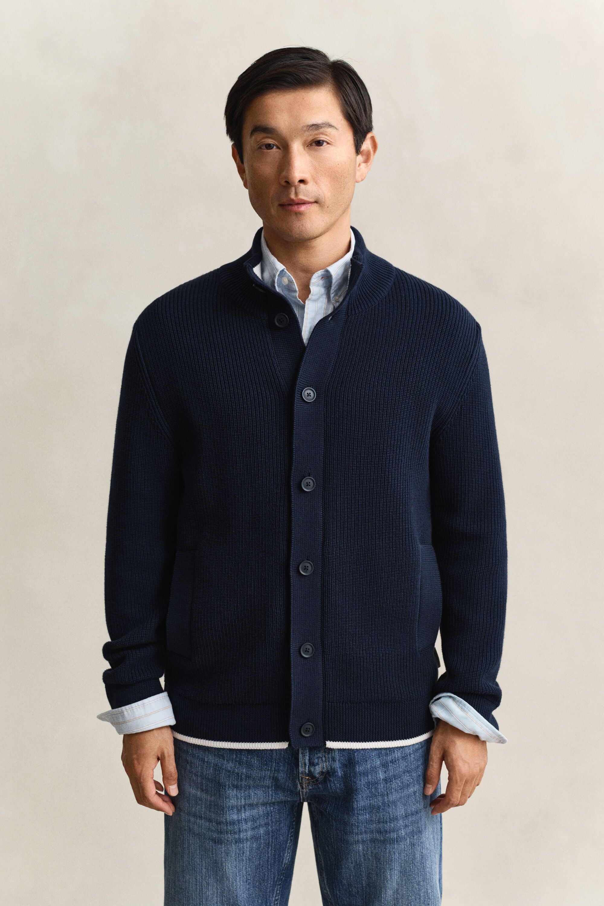 Cardigan côtelé à boutons