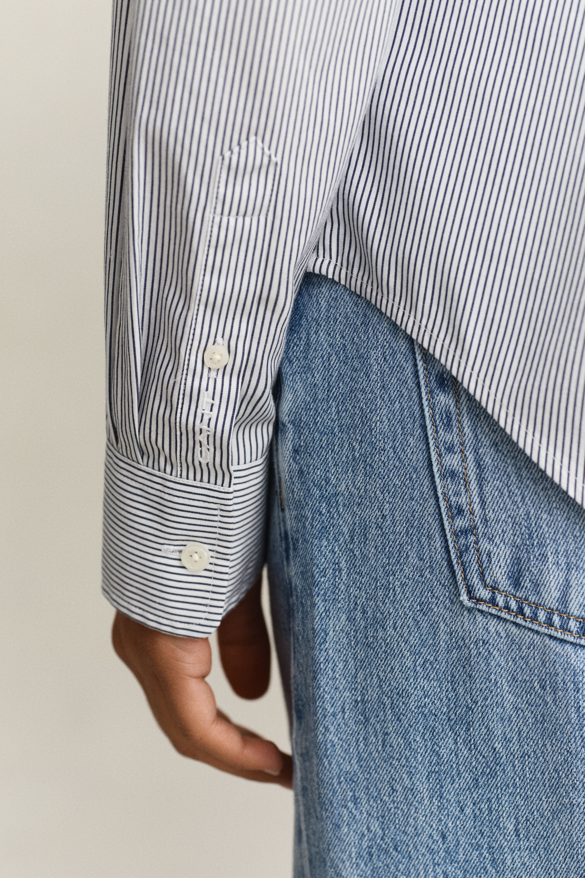 Chemise en coton à volants et à rayures