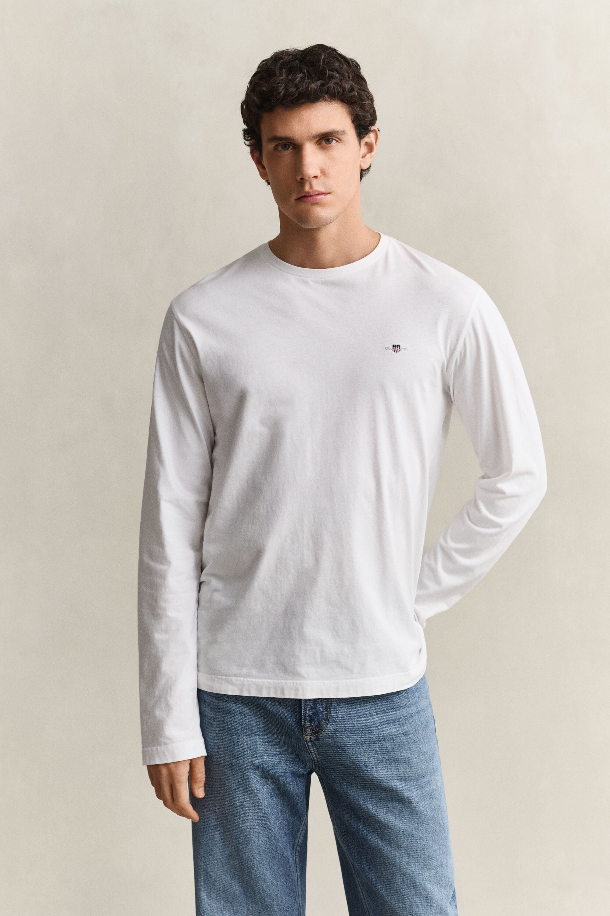 T-shirt à manches longues avec écusson