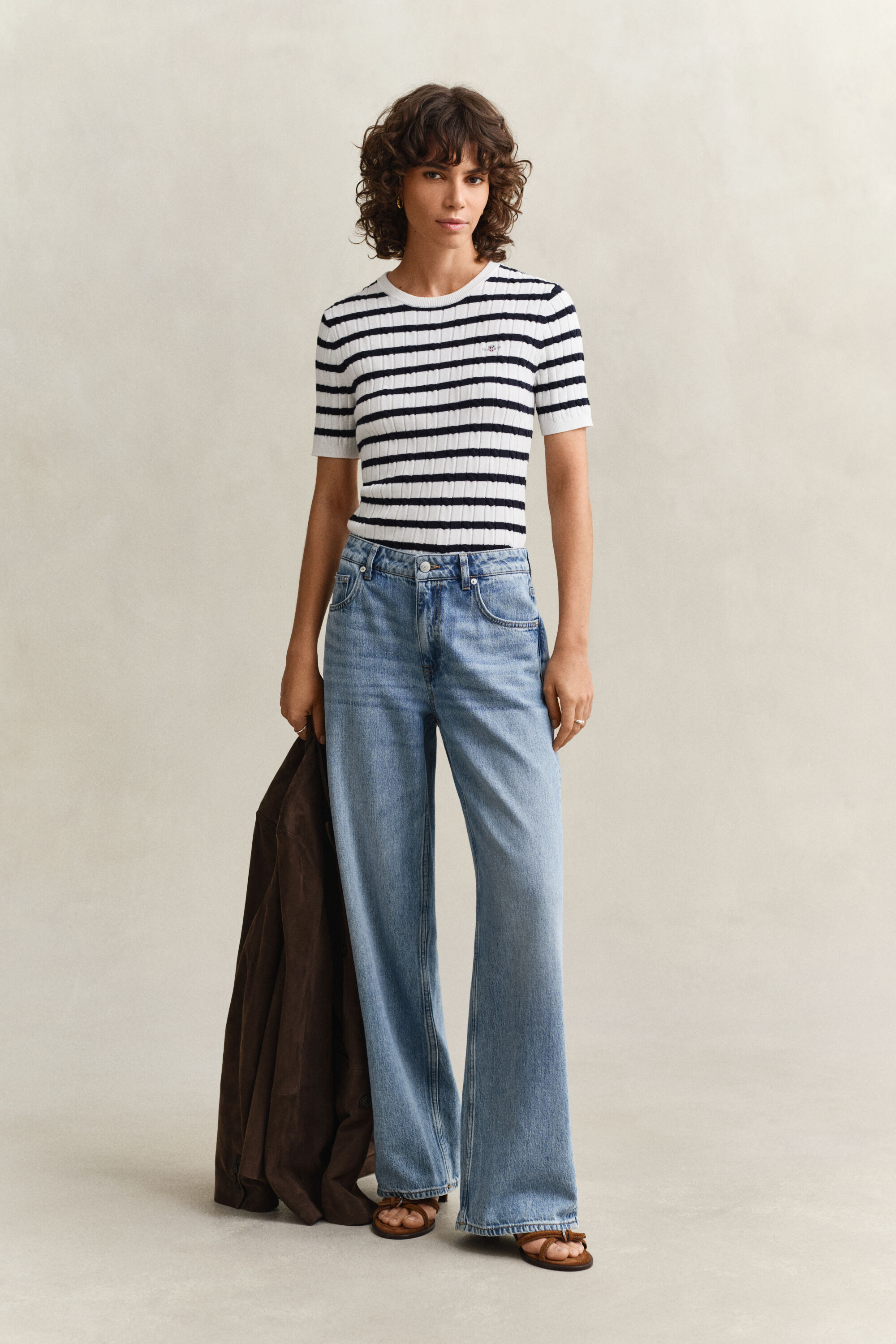 Pull à manches courtes en maille torsadée à rayures