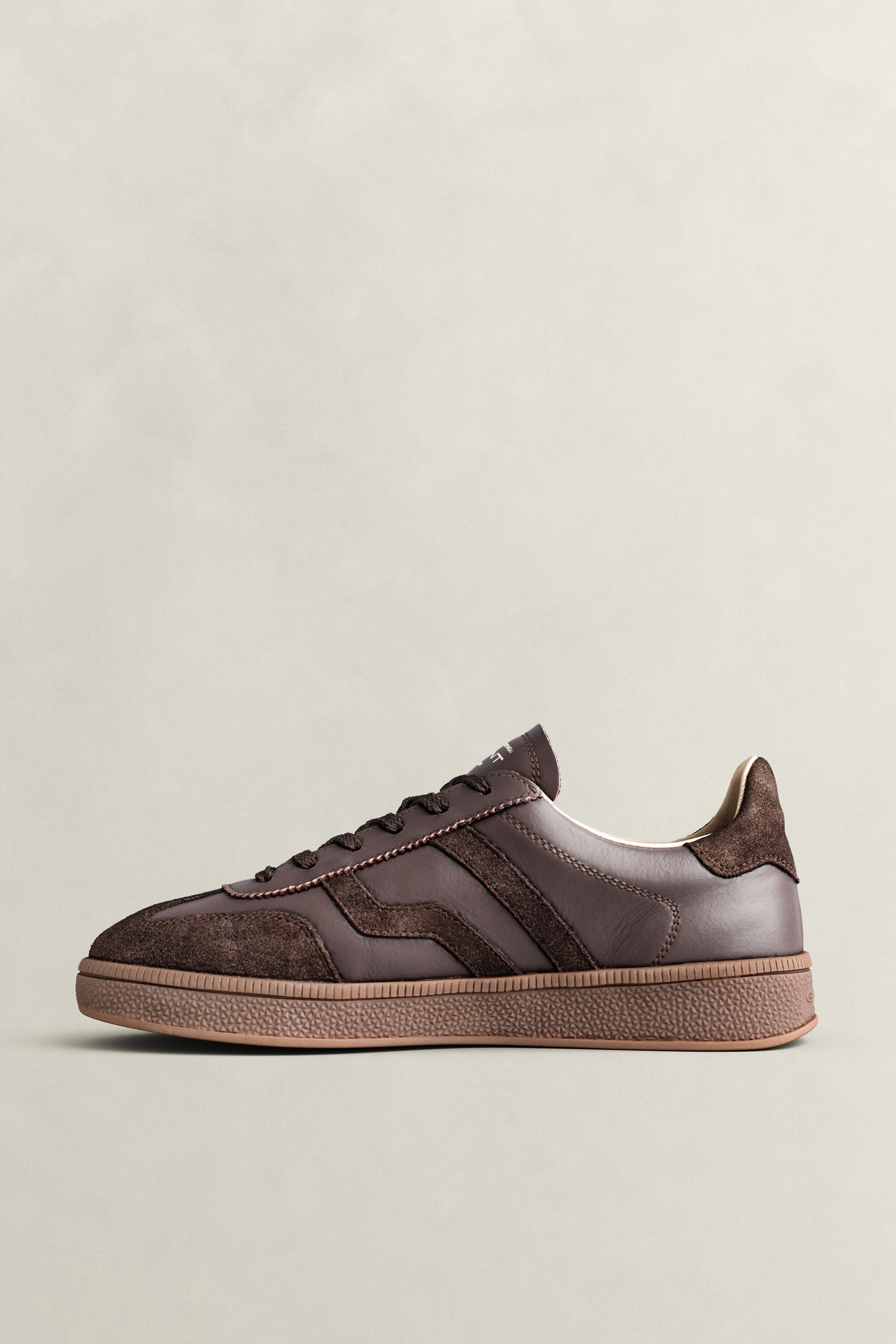 Baskets en daim et cuir Cuzima