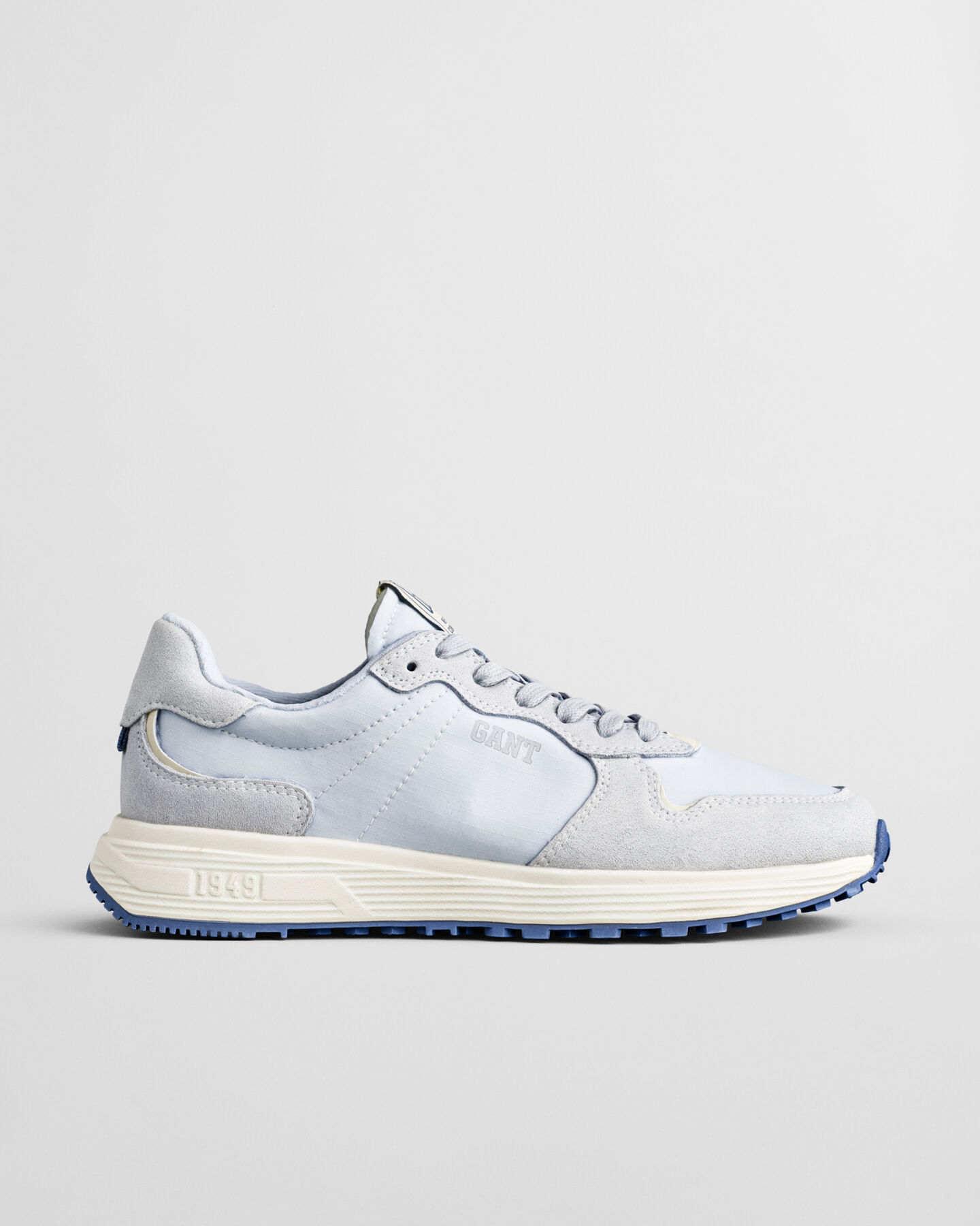 Baskets en daim Beywin