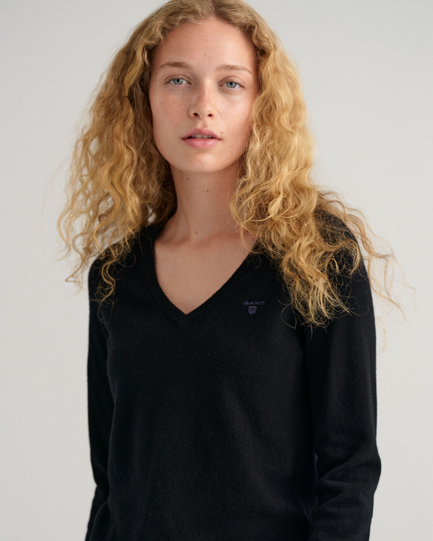 Pull col V en laine d'agneau extrafine