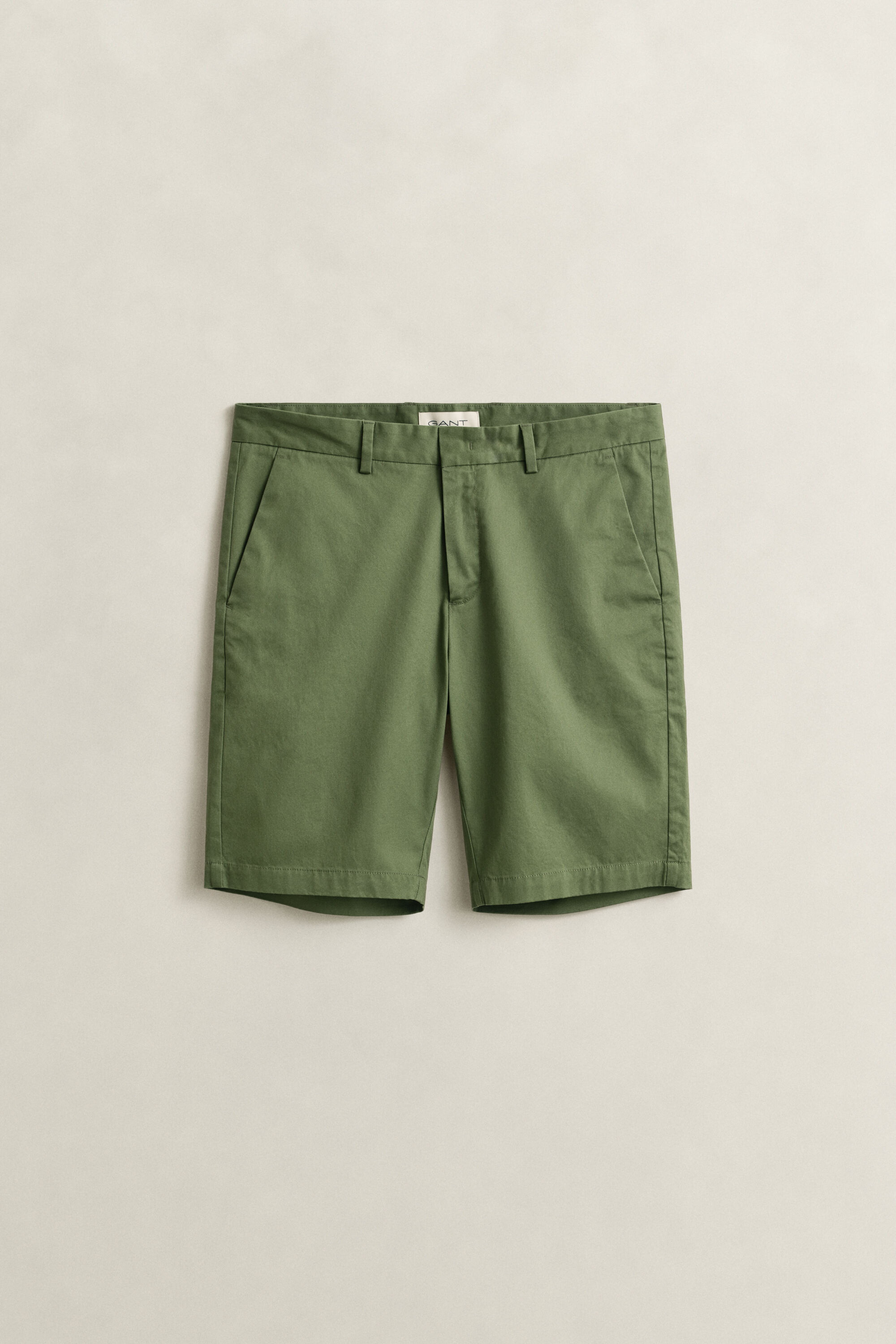 Short chino sportif