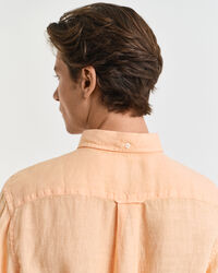 Chemise regular fit en lin teint en pièce