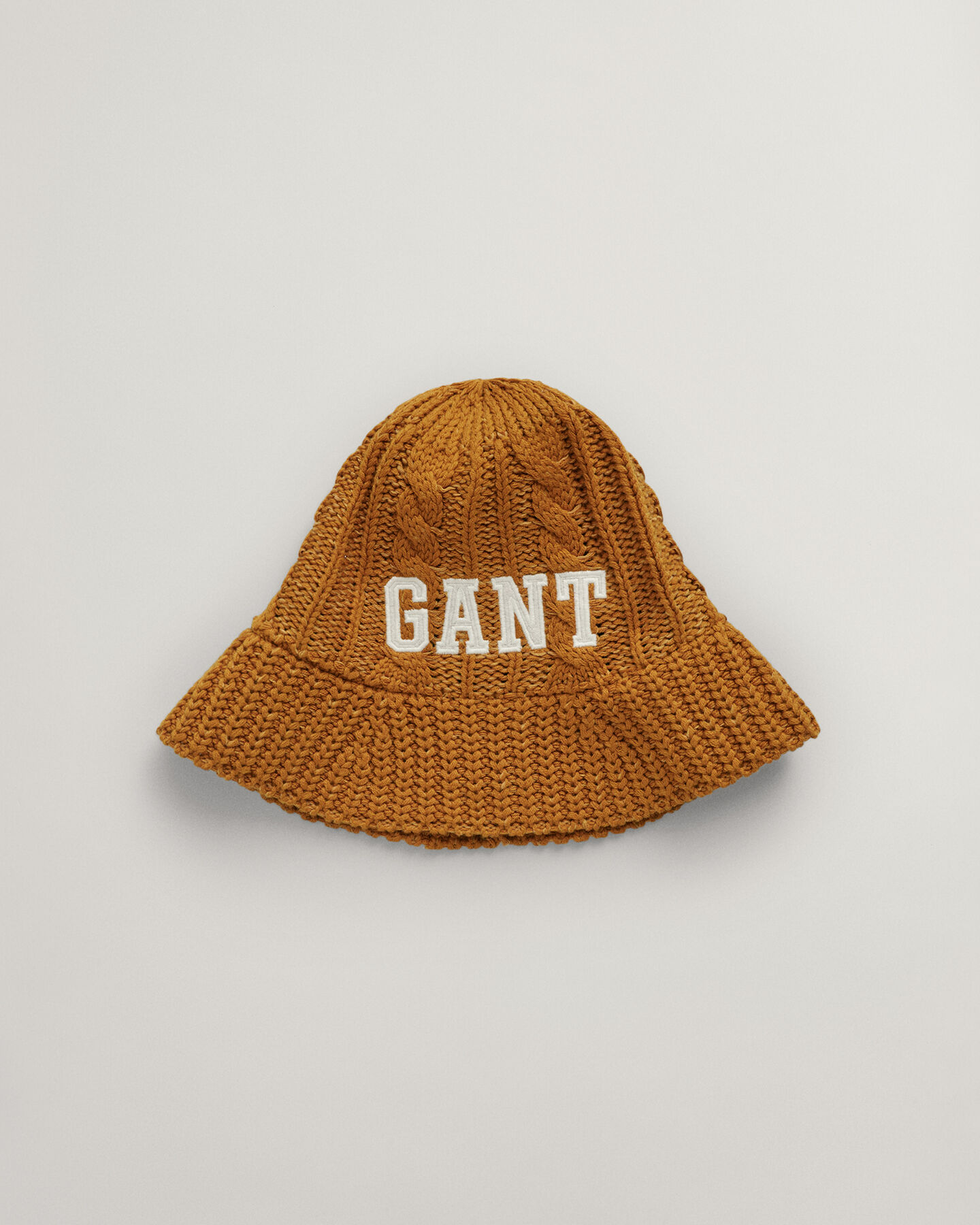 Chapeau cloche en maille