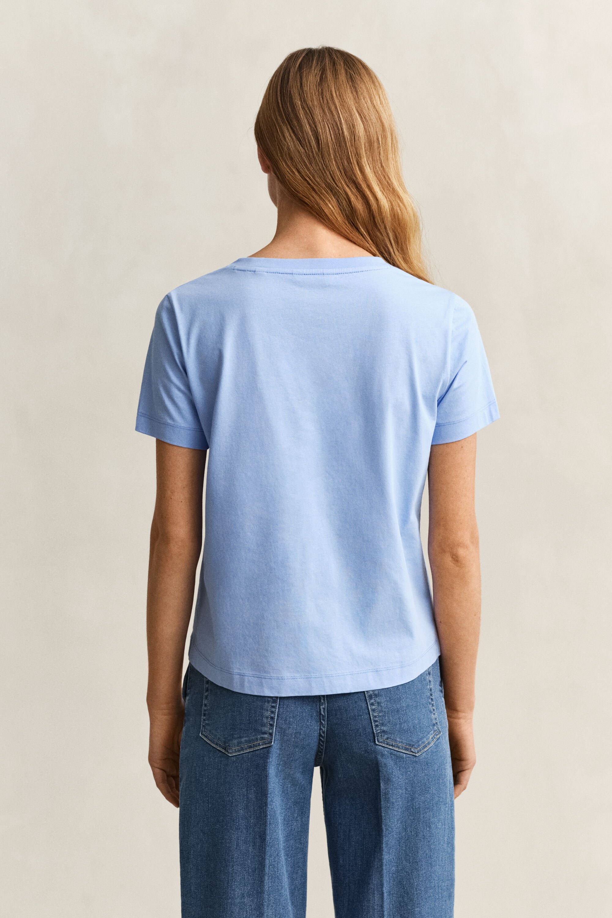 T-shirt col V Shield