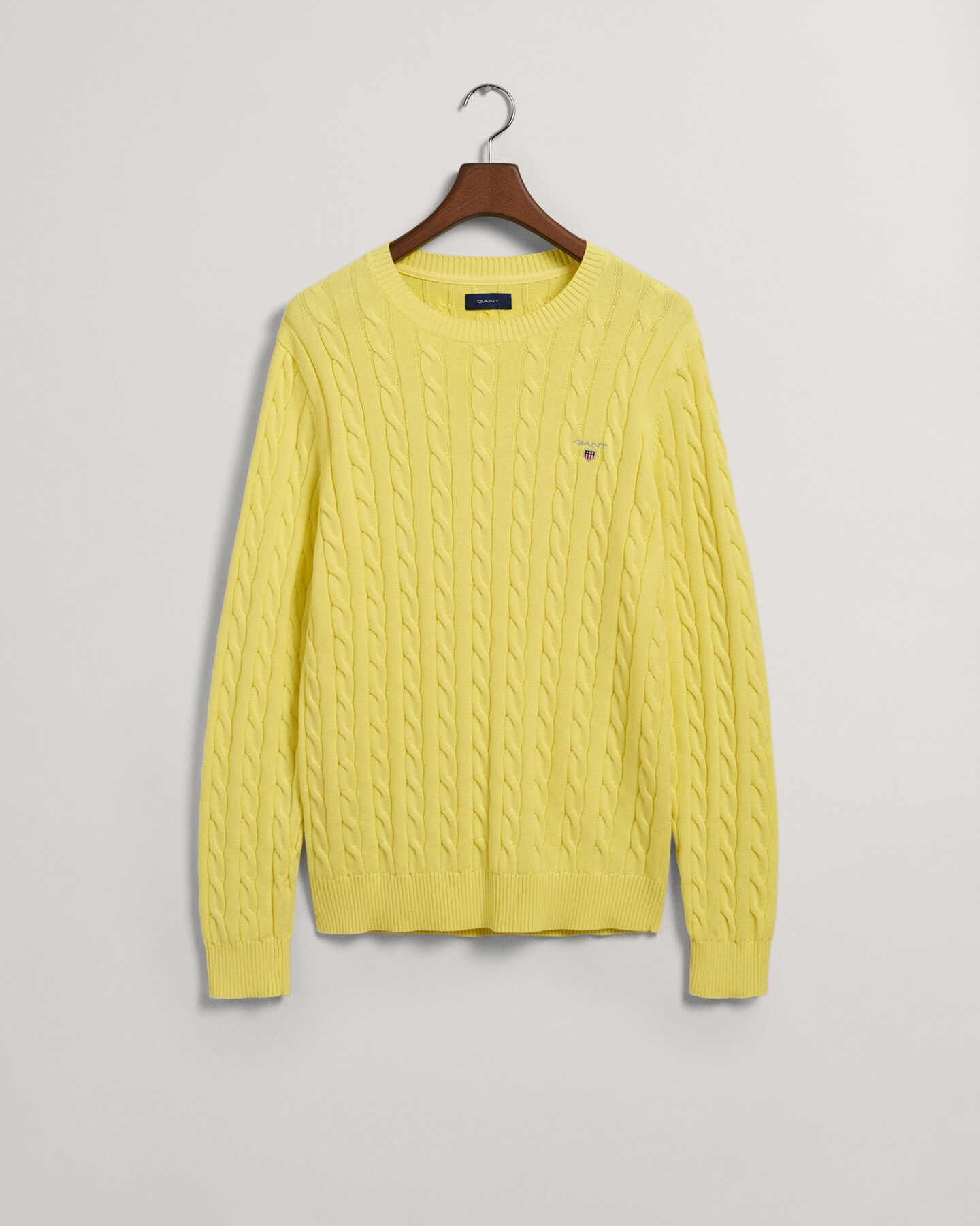 Pull ras du cou en maille de coton torsad&eacute;e