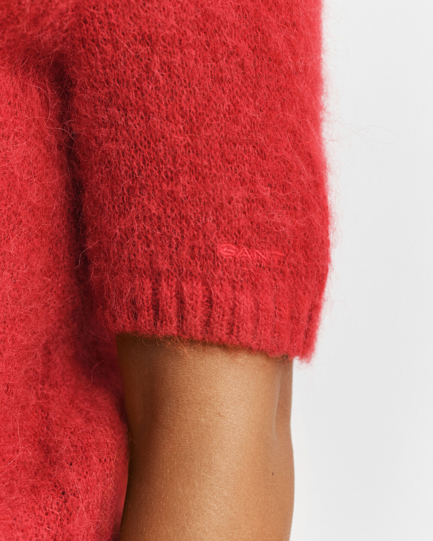 Pull col rond en mohair mélangé à manches courtes